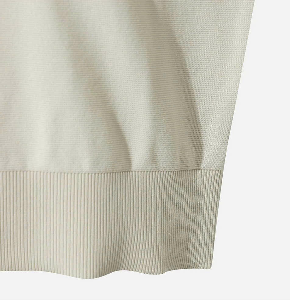 Áo thun dệt kim cổ polo ngắn tay, logo thỏ nhỏ