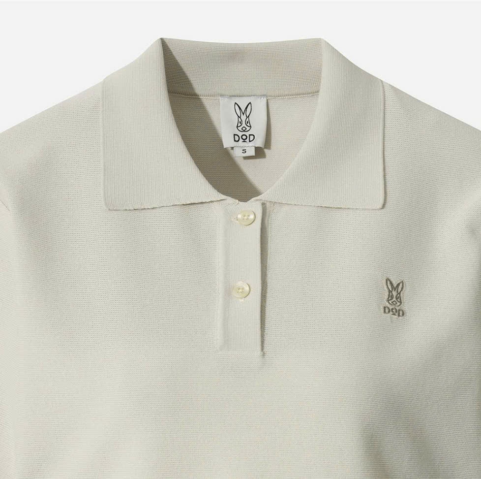 Áo thun dệt kim cổ polo ngắn tay, logo thỏ nhỏ