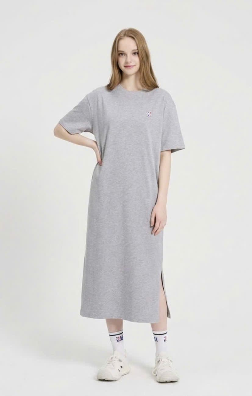 Váy cotton maxi, logo nhỏ trước ngực