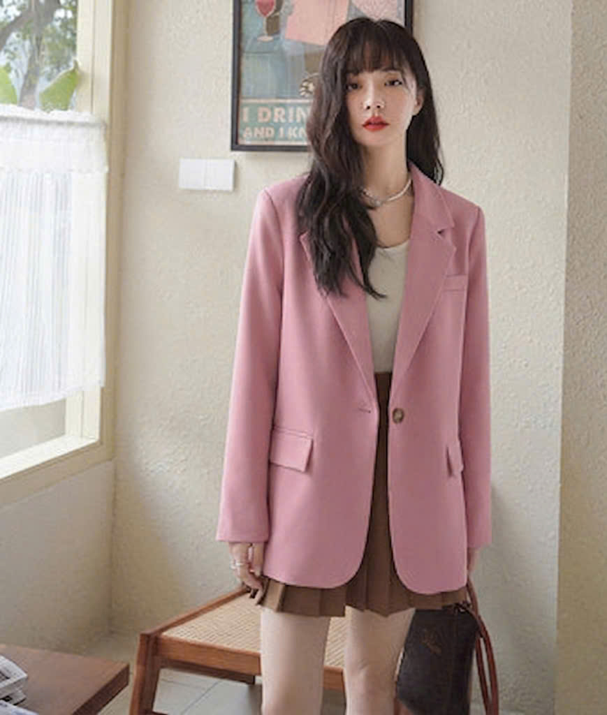 Áo blazer oversize 1 khuy, túi 2 bên và 1 túi giả trước ngực