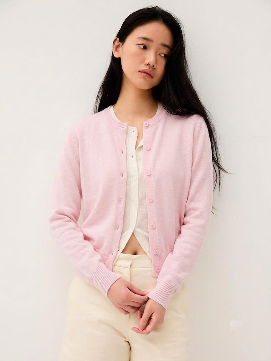 Áo cardigan cổ tròn bo gấu, 1 hàng cúc giống màu áo
