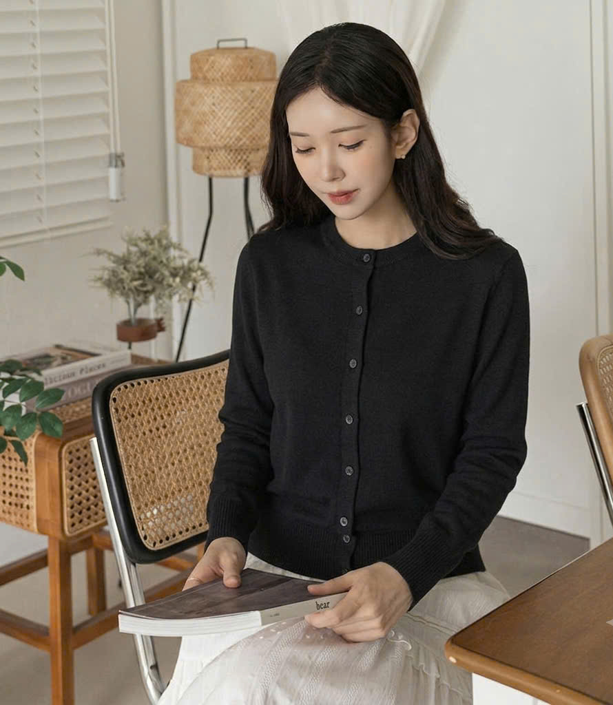 Áo cardigan cổ tròn bo gấu, 1 hàng cúc giống màu áo