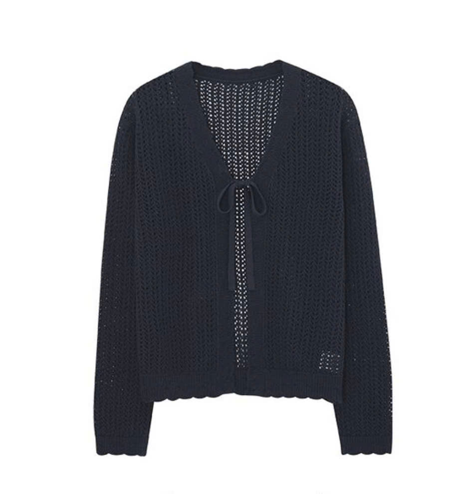 Áo cardigan dài tay lỗ đan, có dây buộc ở trước ngực