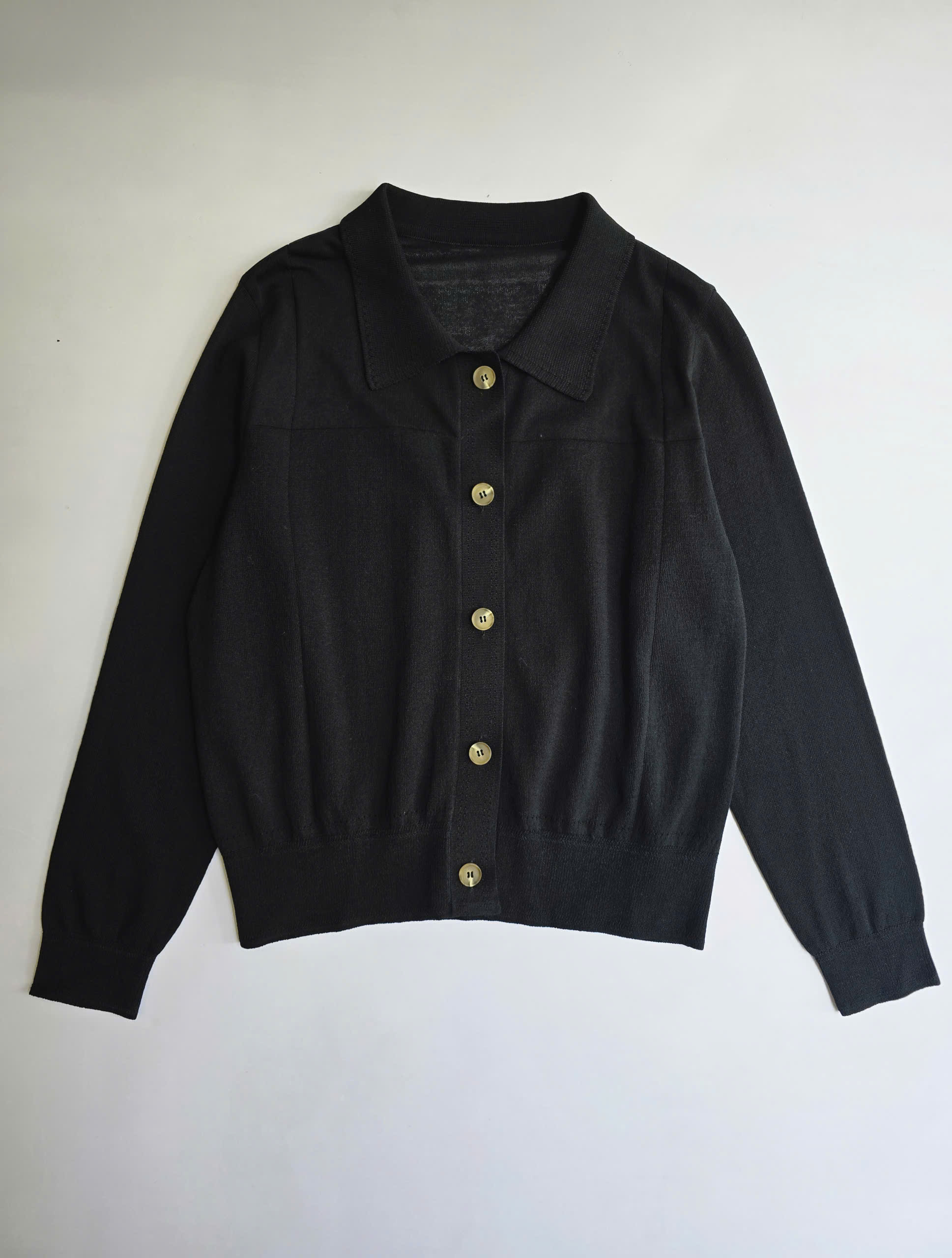 Áo cardigan mongtogi, cổ bẻ phối mảng ren mỏng, 1 hàng cúc