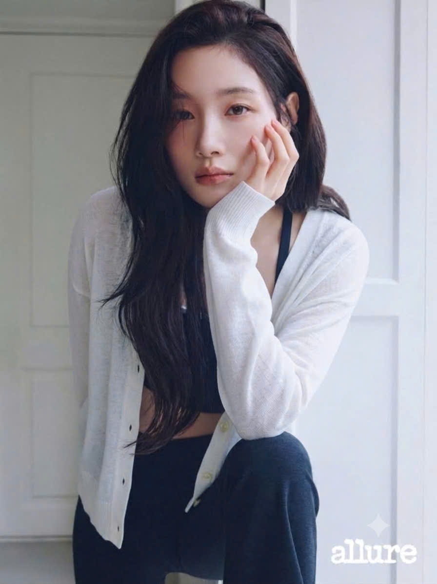 Áo khoác cardigan dáng dai, cổ V, vạt xẻ hai bên hông