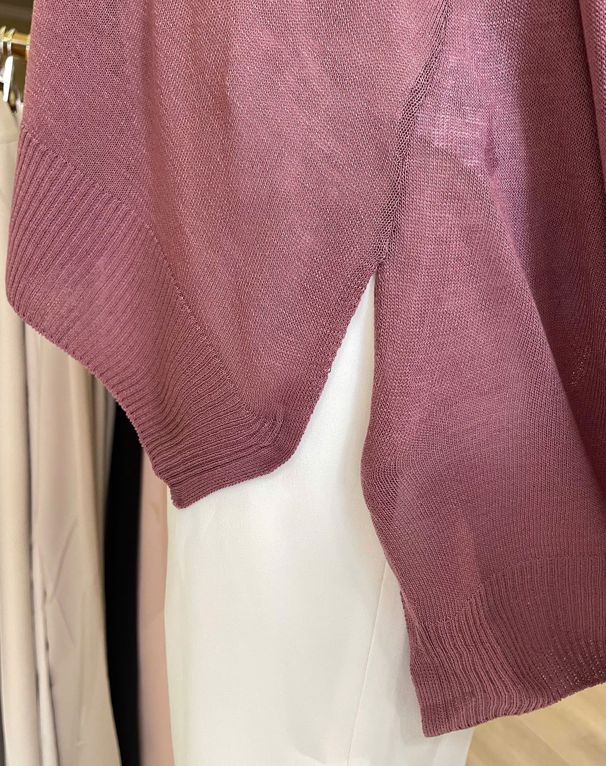 Áo khoác cardigan dáng dai, cổ V, vạt xẻ hai bên hông