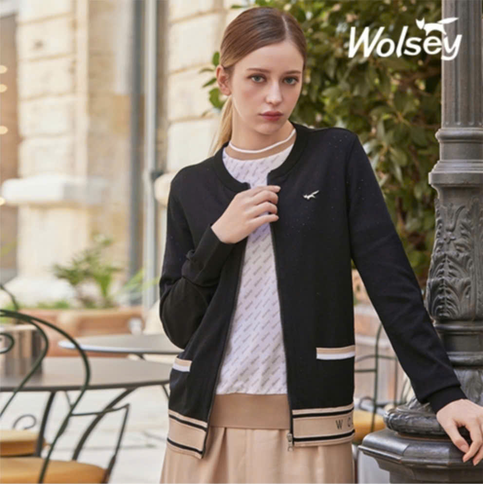 Áo khoác cardigan mỏng kéo khóa, logo sóc bên phải ngực