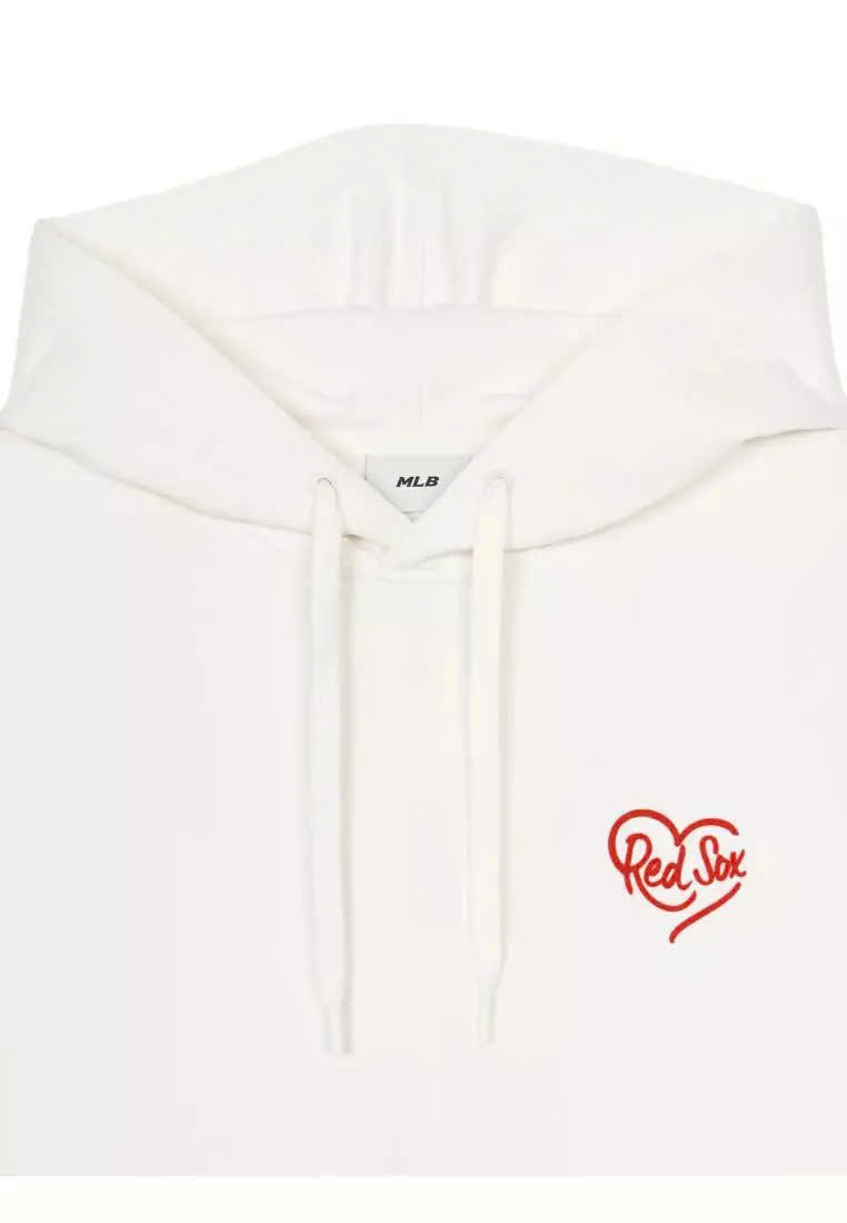 Áo nỉ hoodie trắng, có chữ redsox hình trái tim đỏ bên ngực