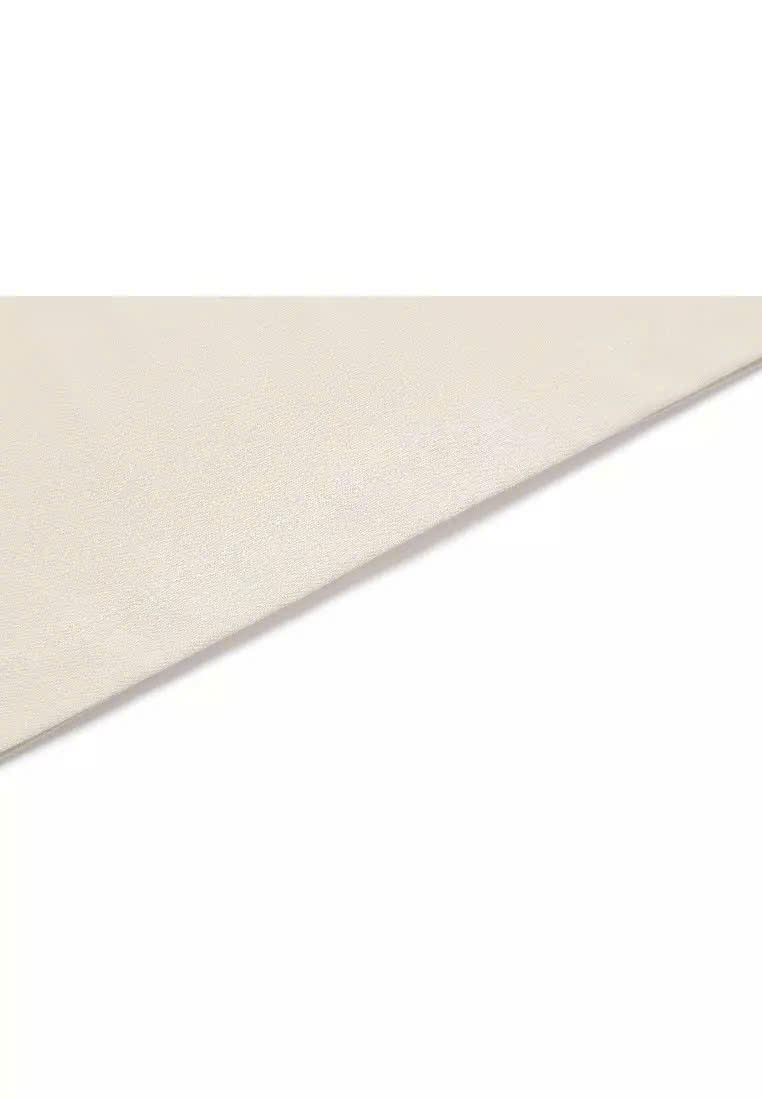 Áo phông oversize cổ tròn, ngắn tay, logo silicon nhỏ trước ngực