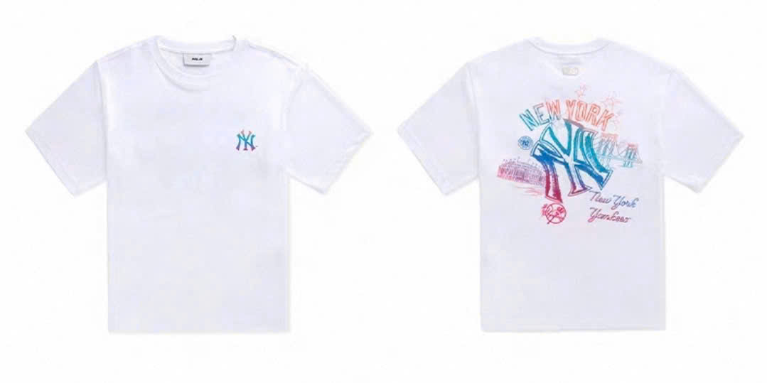 Áo phông unisex, logo in màu nhỏ trước ngực, sau lưng chữ màu lớn