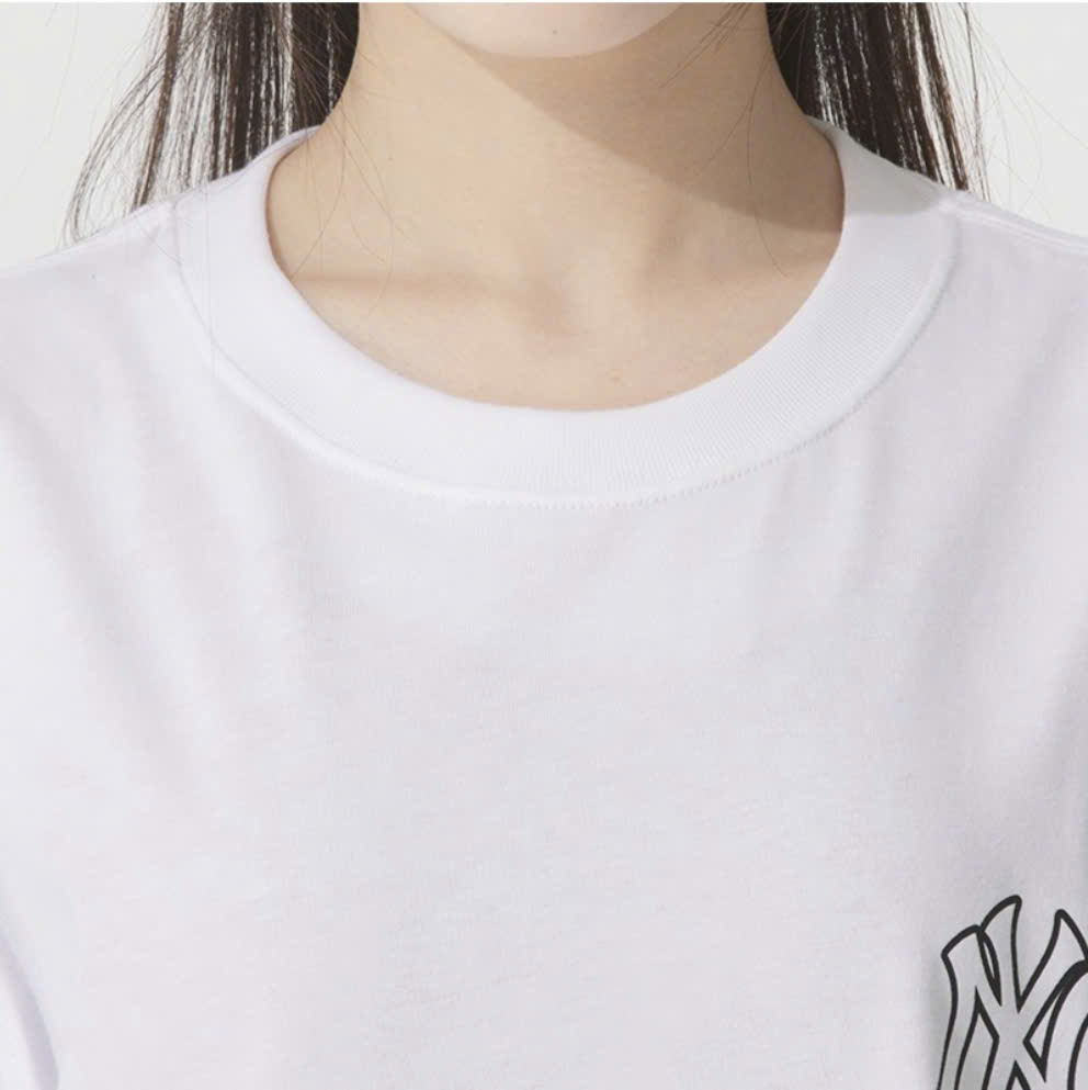Áo phông unisex, logo nhỏ trước ngực, logo to sau lưng