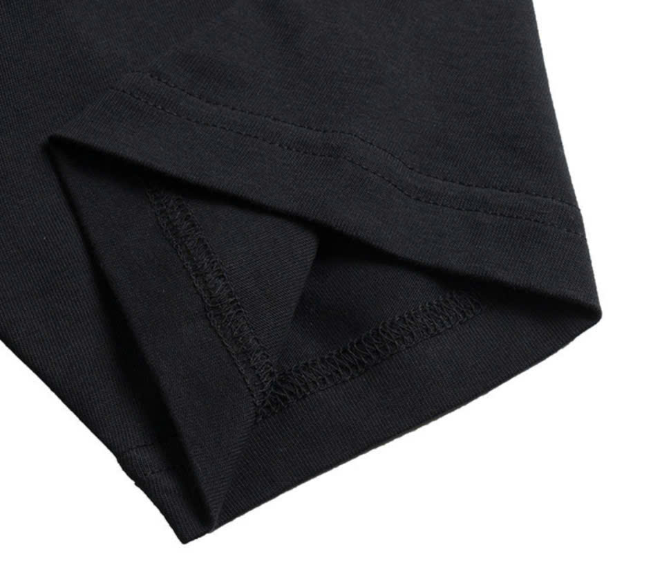 Áo phông unisex, logo nhỏ trước ngực, logo to sau lưng