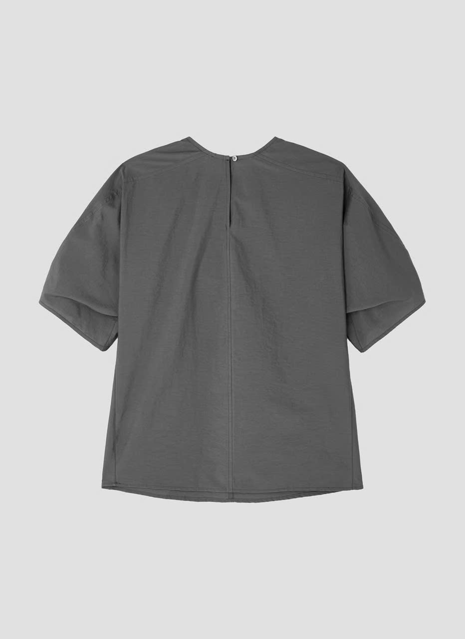 Áo sơ mi thô rayon, cổ tròn, đường may gân giữa