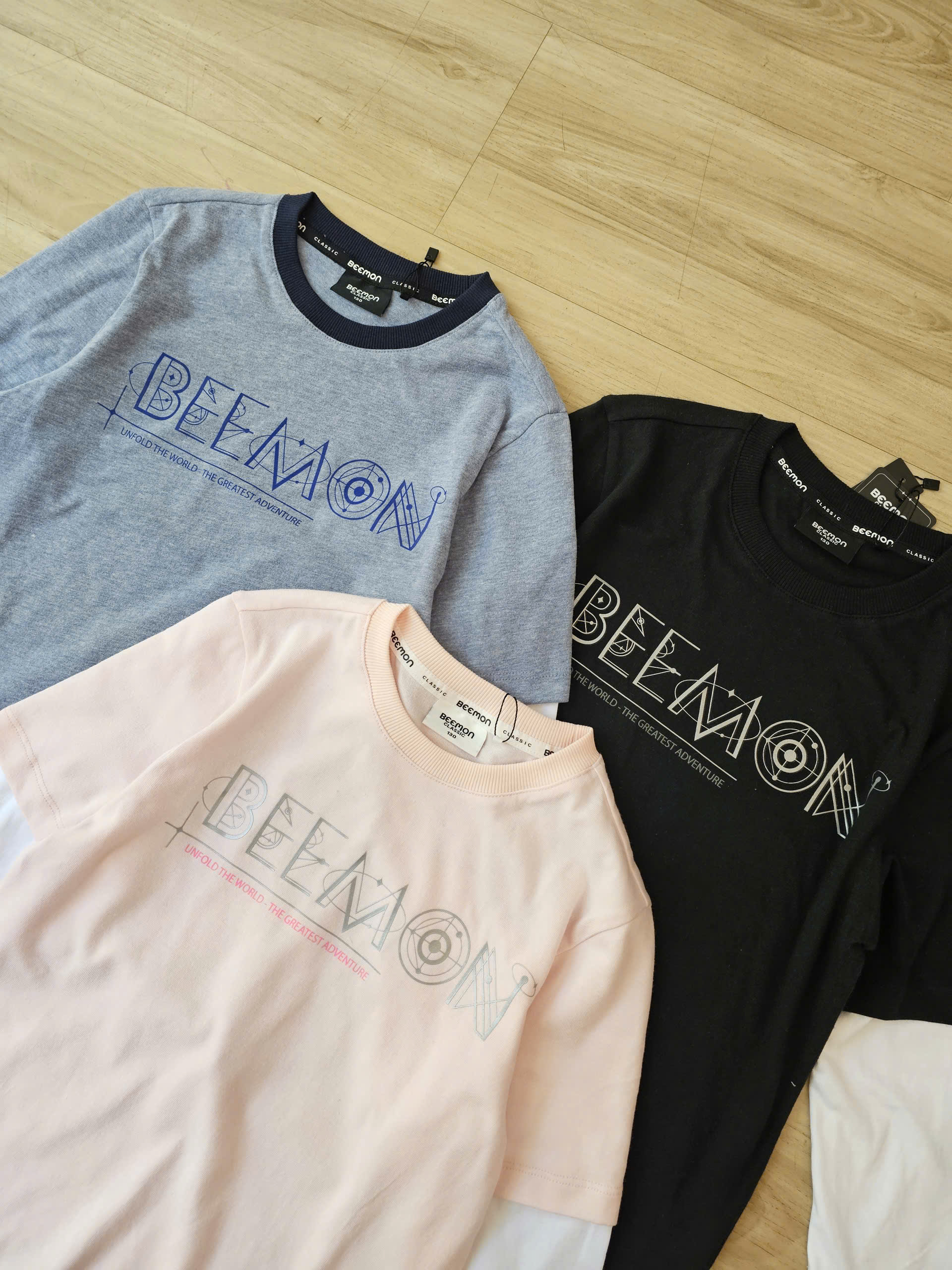 Áo thun cotton phối tay, chữ Beemon trước ngực