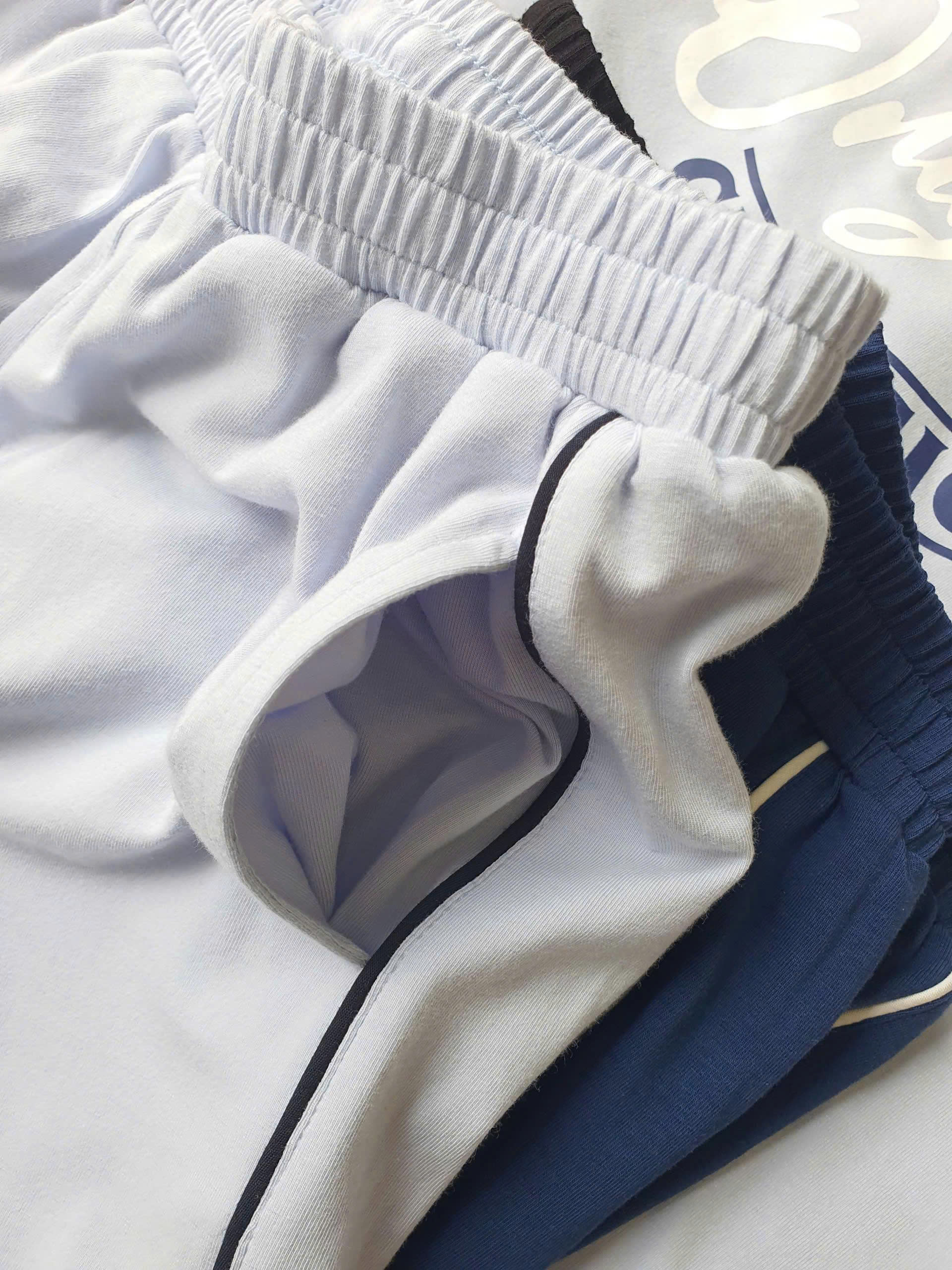 Bộ cotton thể thao Beemon cho bé, viền màu, in hình trước ngực