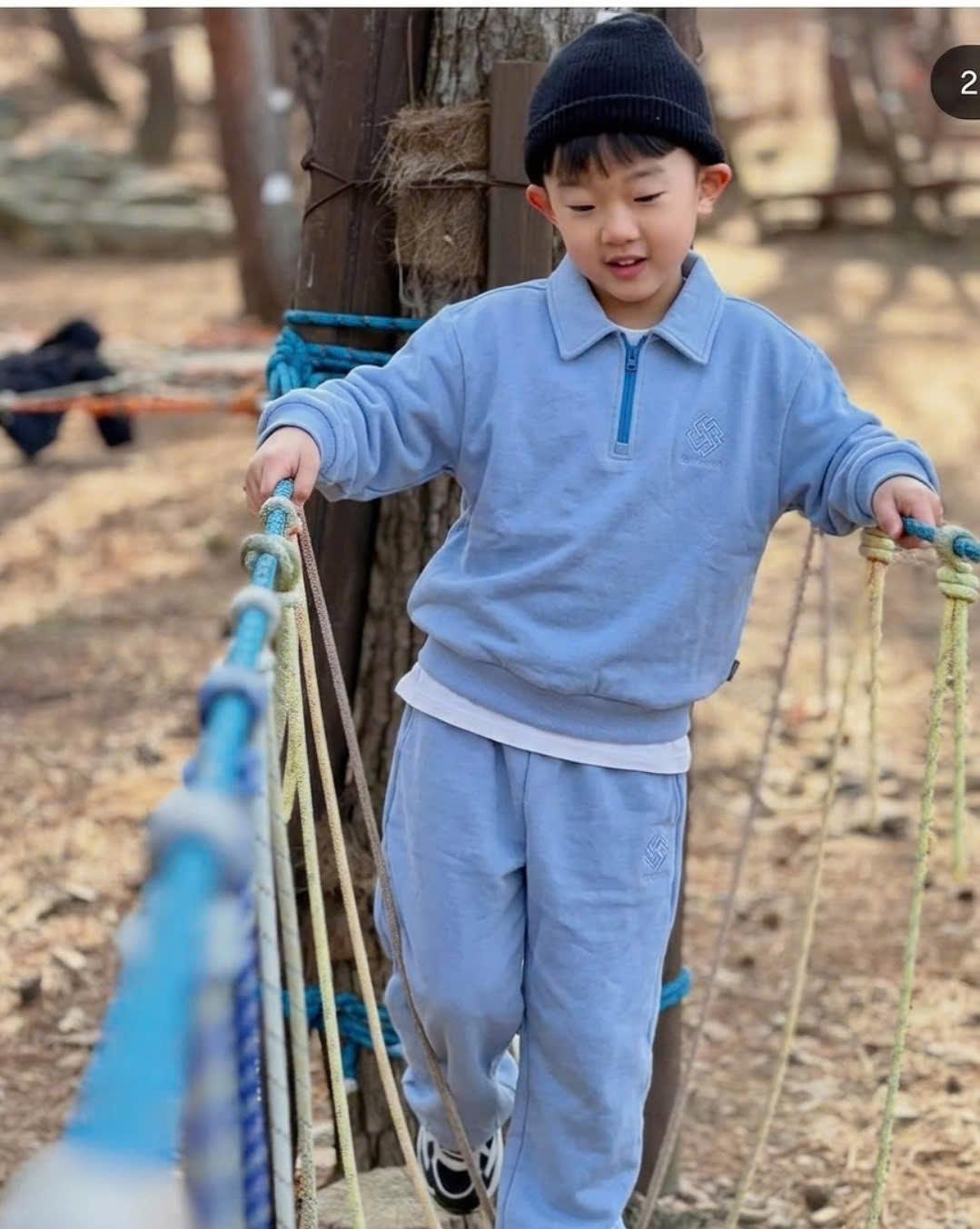 Bộ nỉ da cá beemon, cổ polo kéo khóa quần jogger