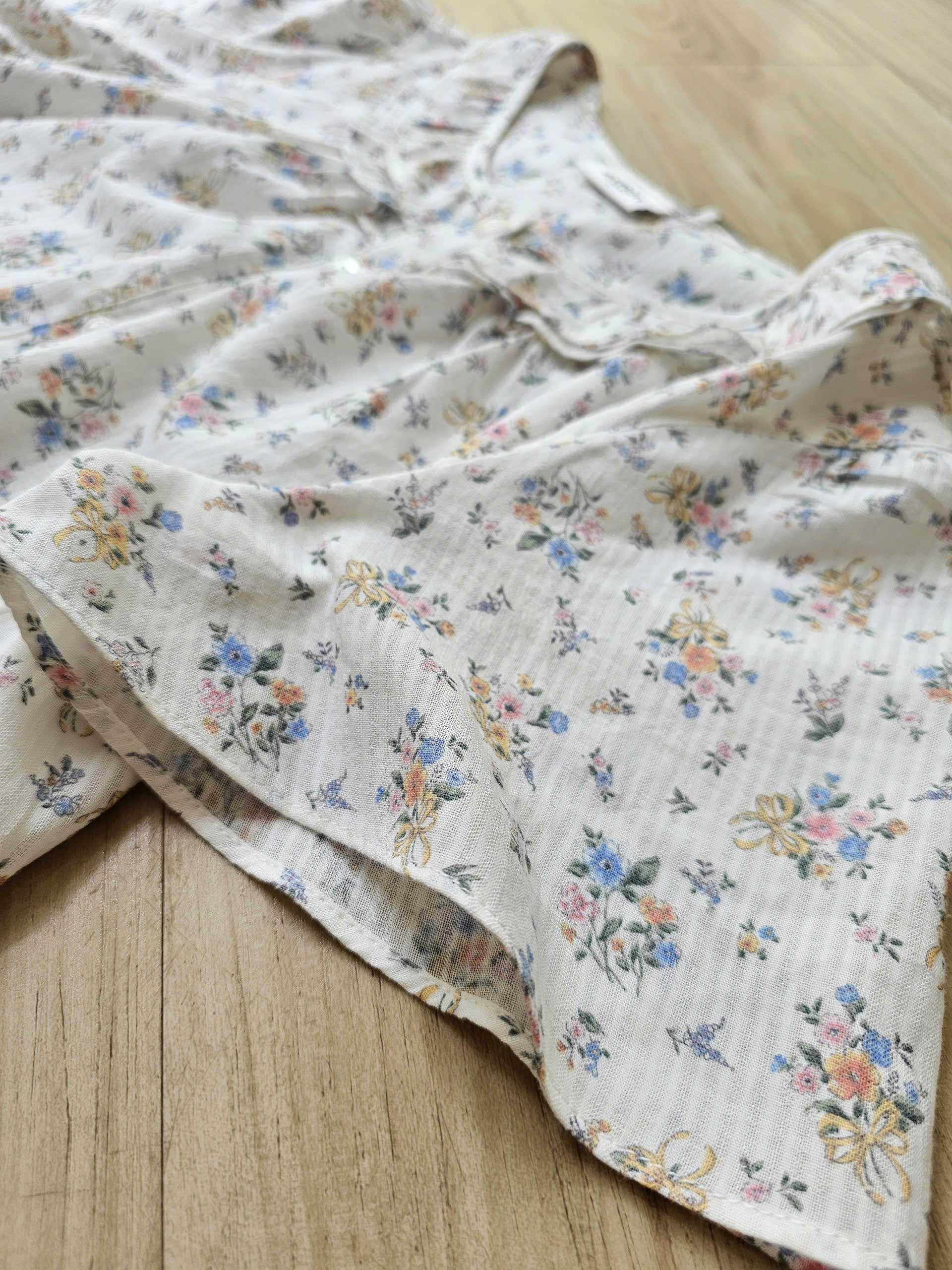 Bộ pijama thô cotton, quần cộc, họa tiết hoa nhí