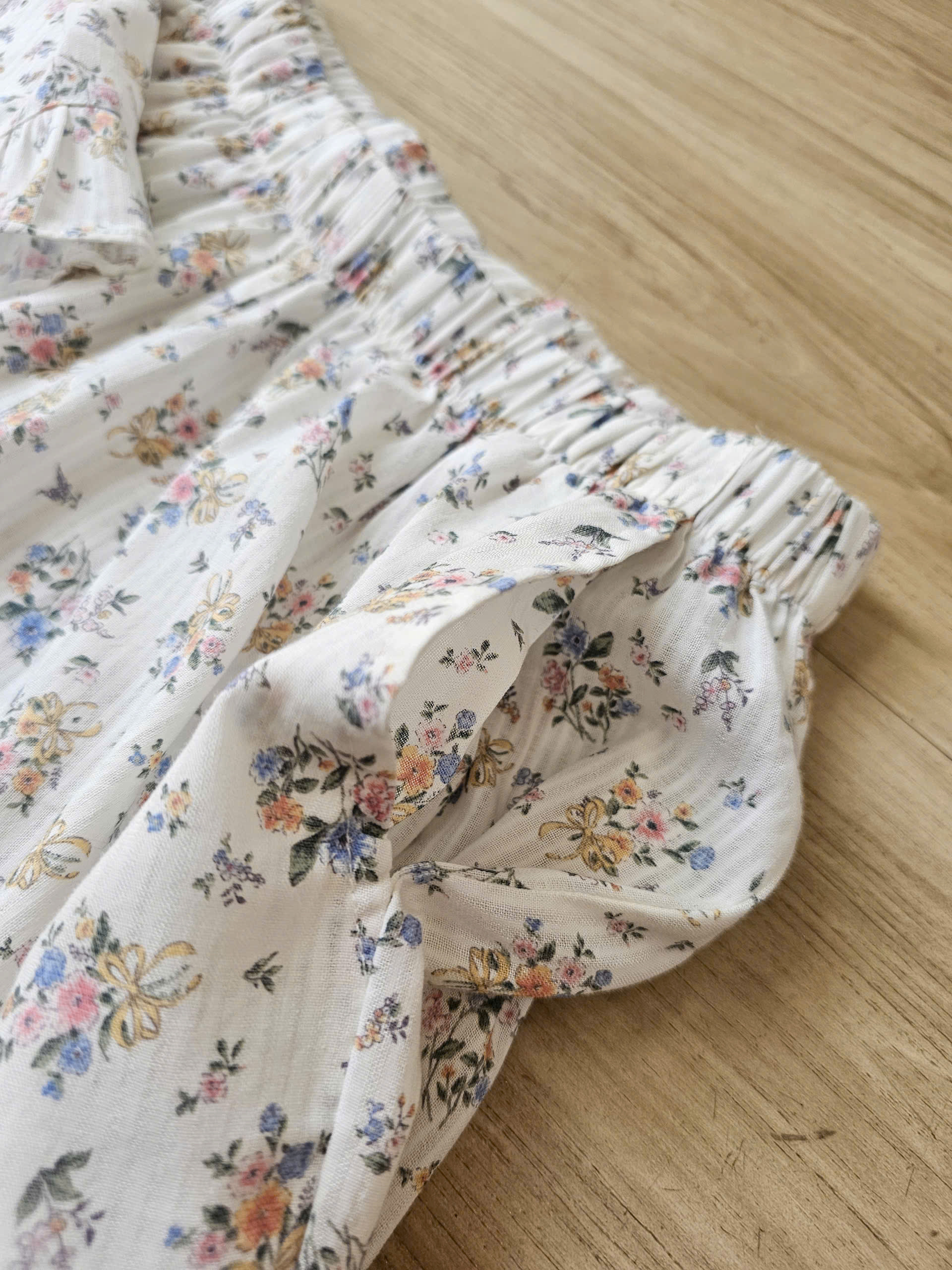 Bộ pijama thô cotton, quần cộc, họa tiết hoa nhí