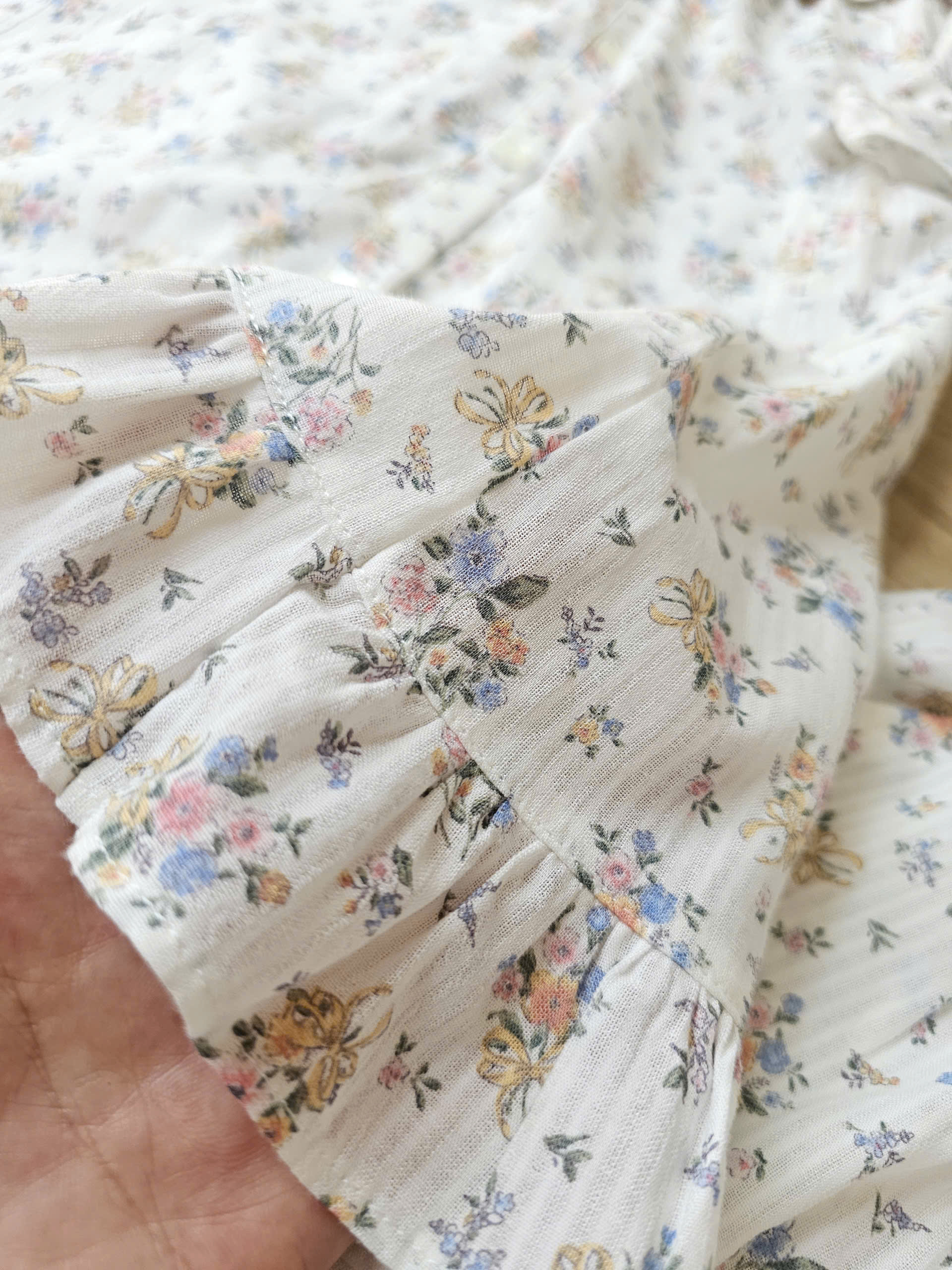 Bộ pijama thô cotton, quần cộc, họa tiết hoa nhí