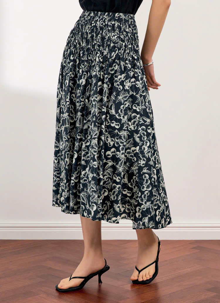 Chân váy midi dài xòe, họa tiết cherry