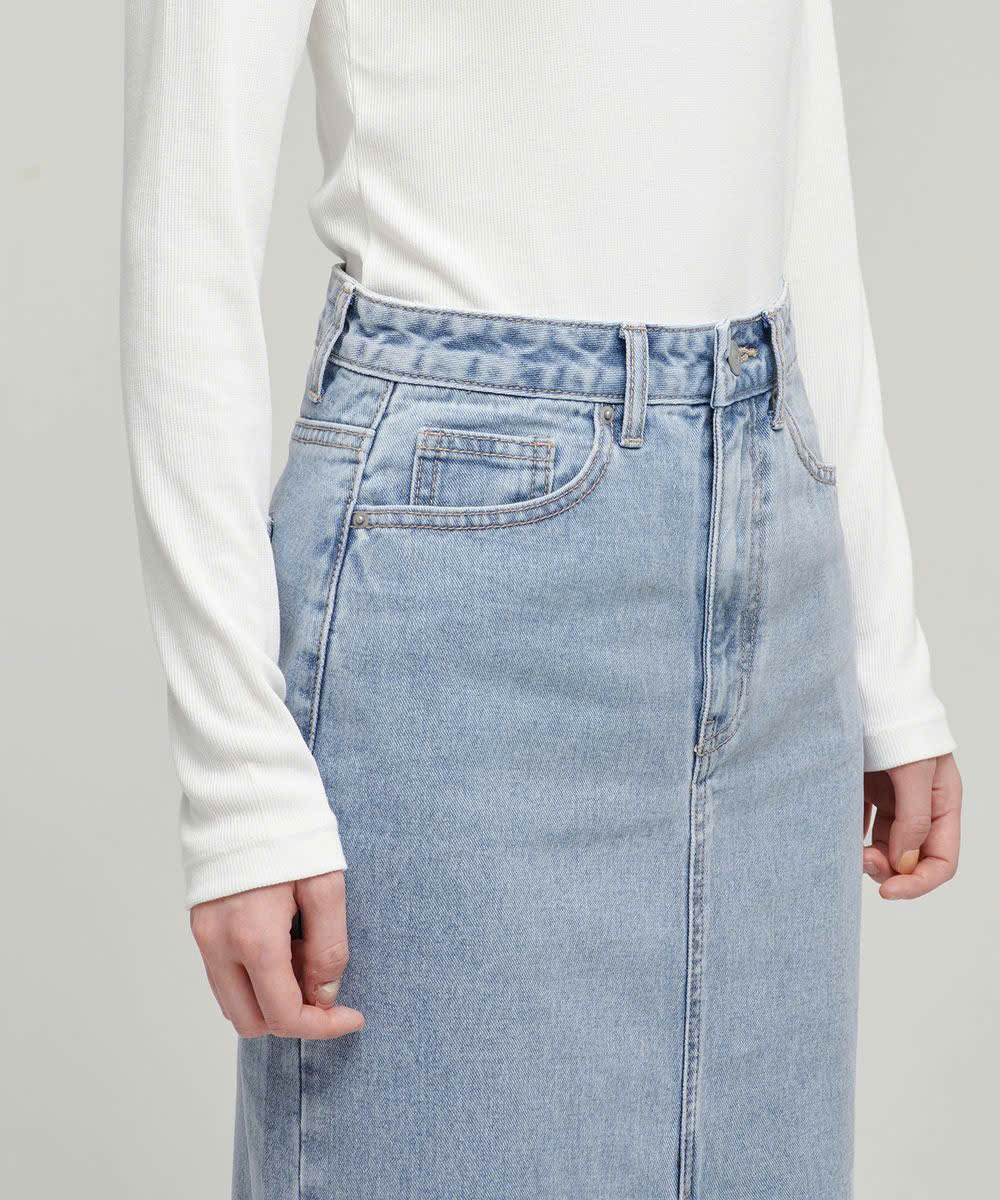 Chân váy midi jean , xẻ trước