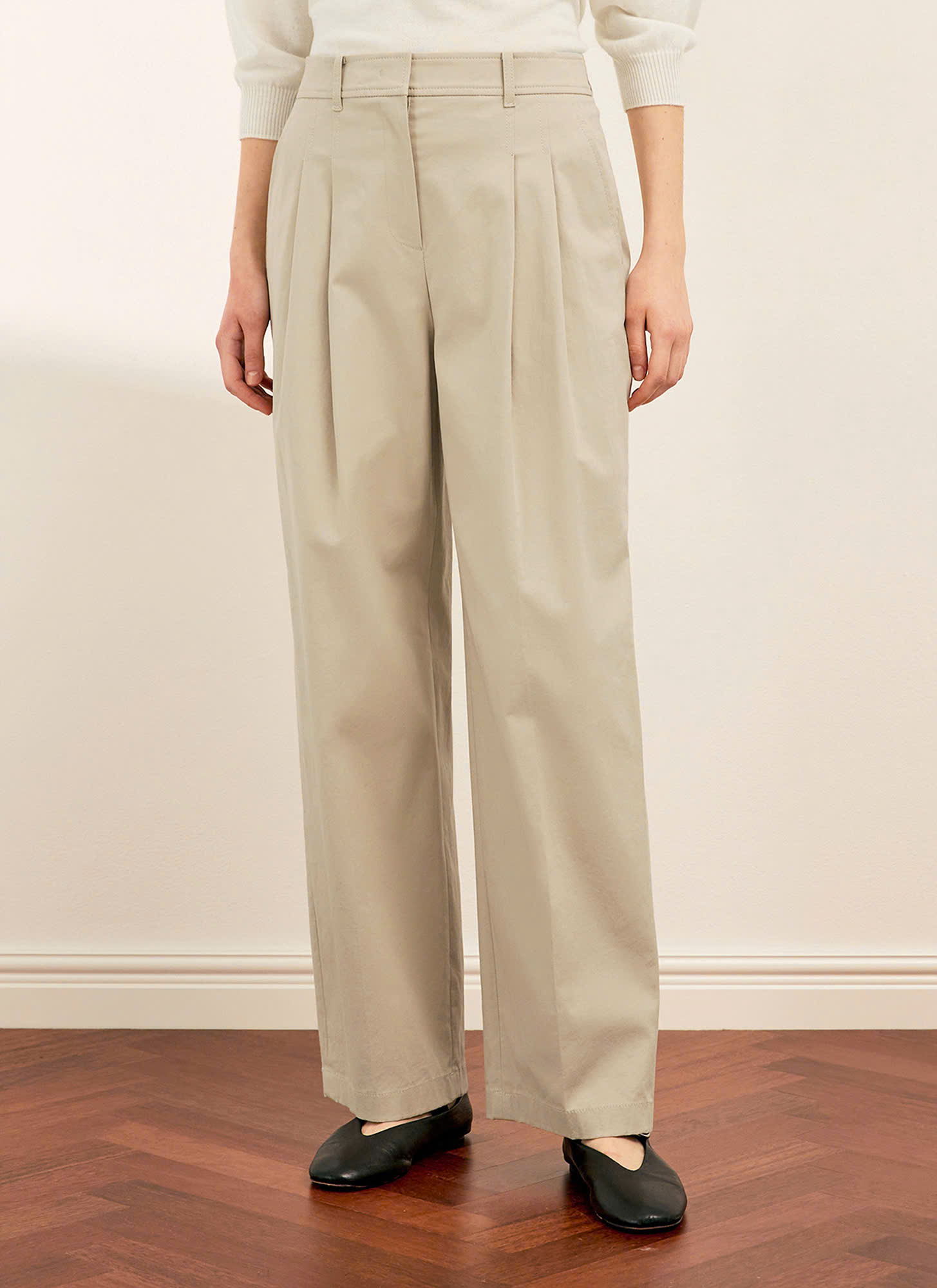 Quần baggy suông kaki, xếp 2 ly, có đỉa, túi chéo