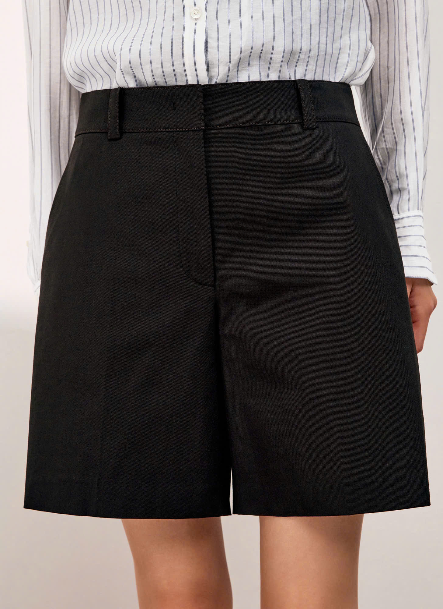 Quần short chất kaki, cạp thường, 2 túi thật