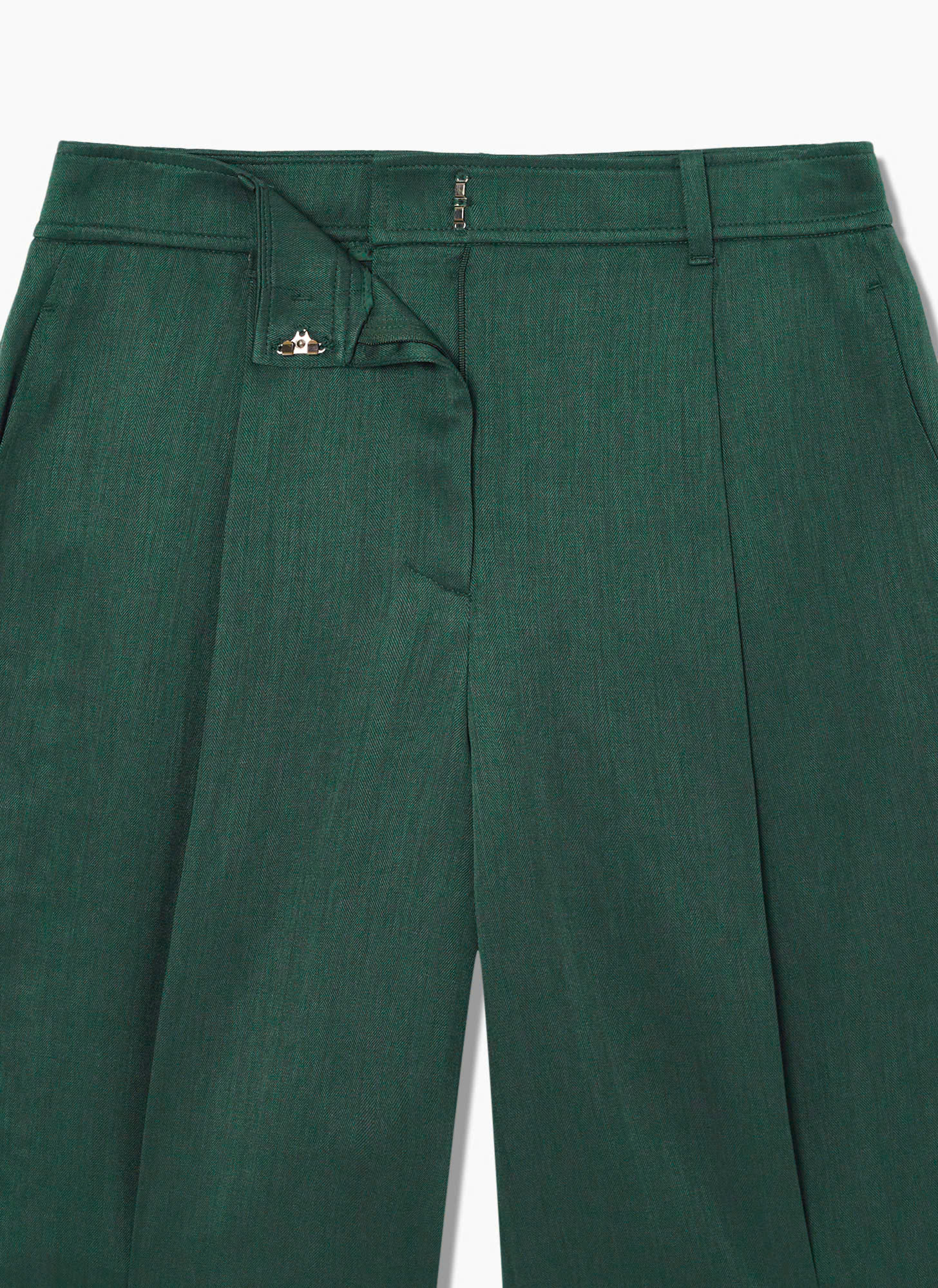 Quần short dài pha rayon, xếp ly, 2 túi chéo