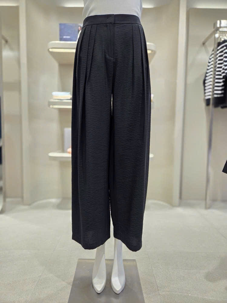 Quần suông 3 ly, pha rayon, 2 túi hông thật