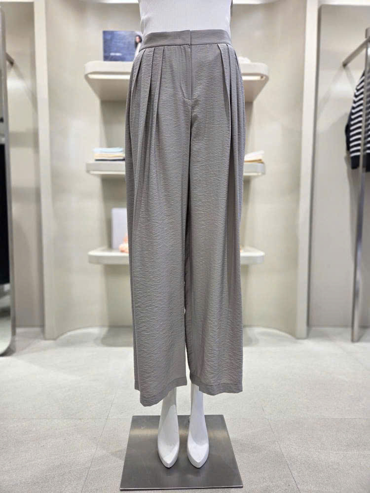 Quần suông 3 ly, pha rayon, 2 túi hông thật