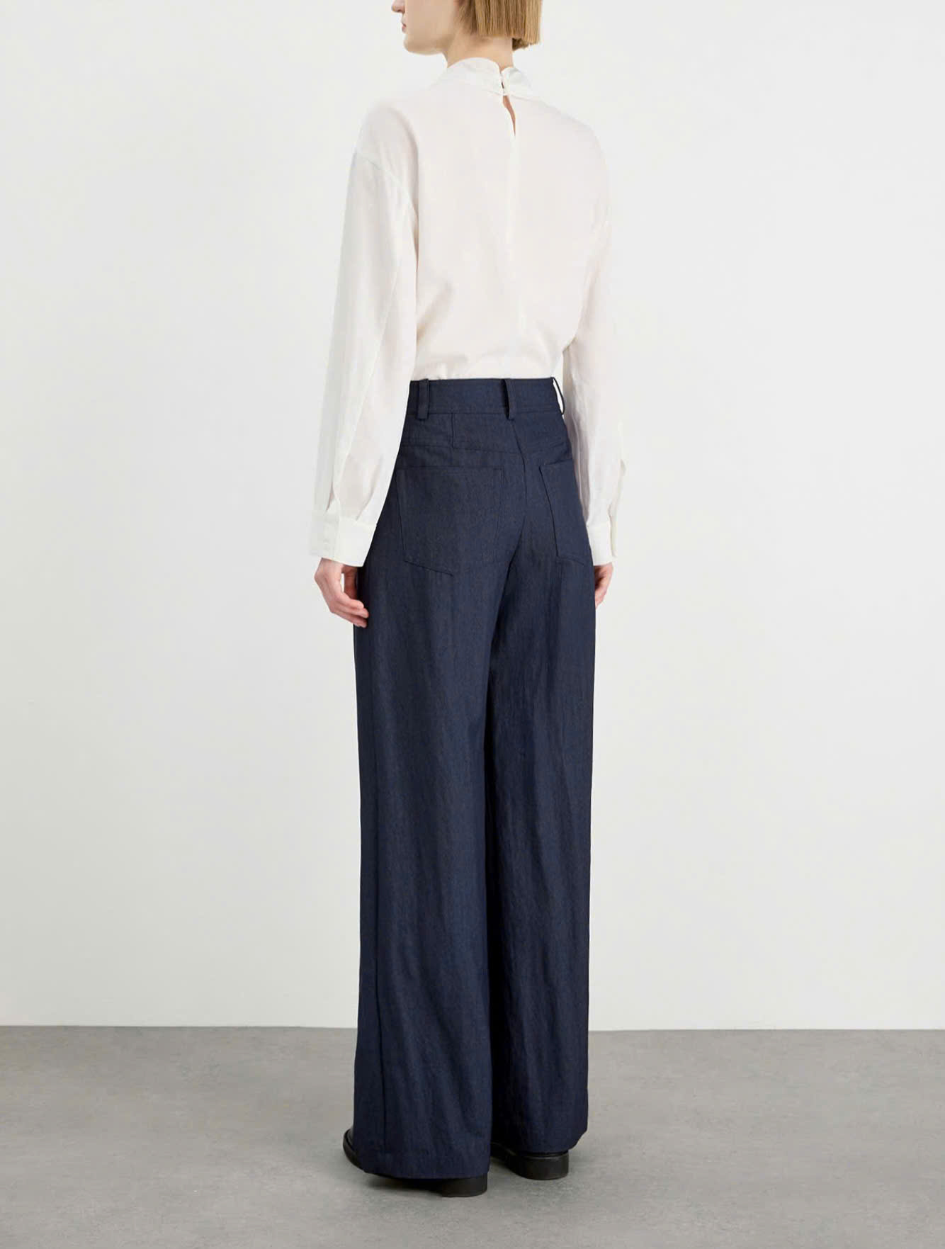 Quần suông ống rộng, xếp 2 ly, chất pha linen