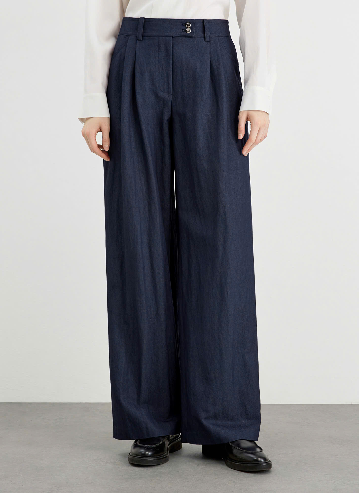 Quần suông ống rộng, xếp 2 ly, chất pha linen