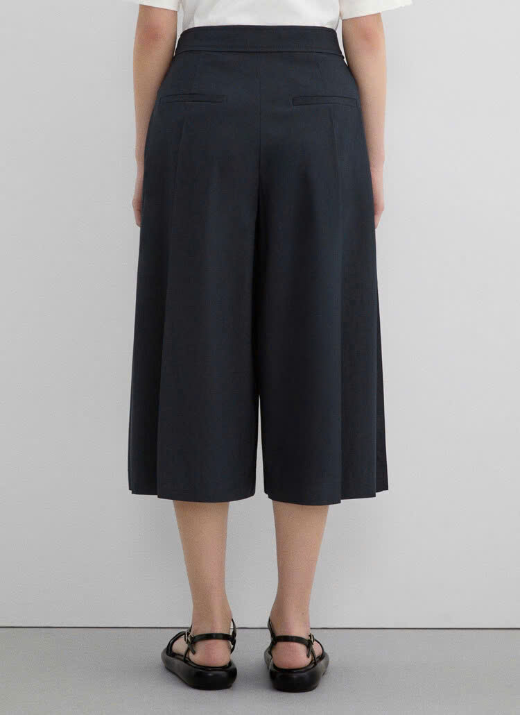 Quần váy xòe, xếp ly, xẻ hông, 2 màu