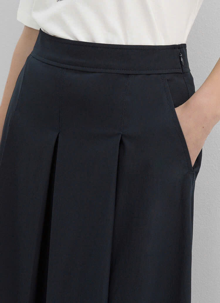 Quần váy xòe, xếp ly, xẻ hông, 2 màu