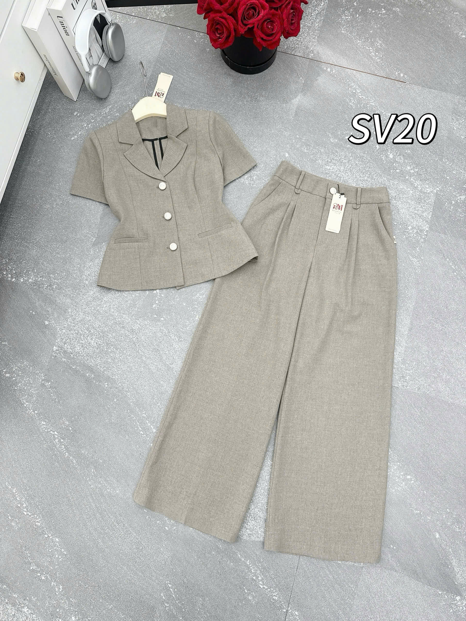 SV20 set cộc tay quần xuông
