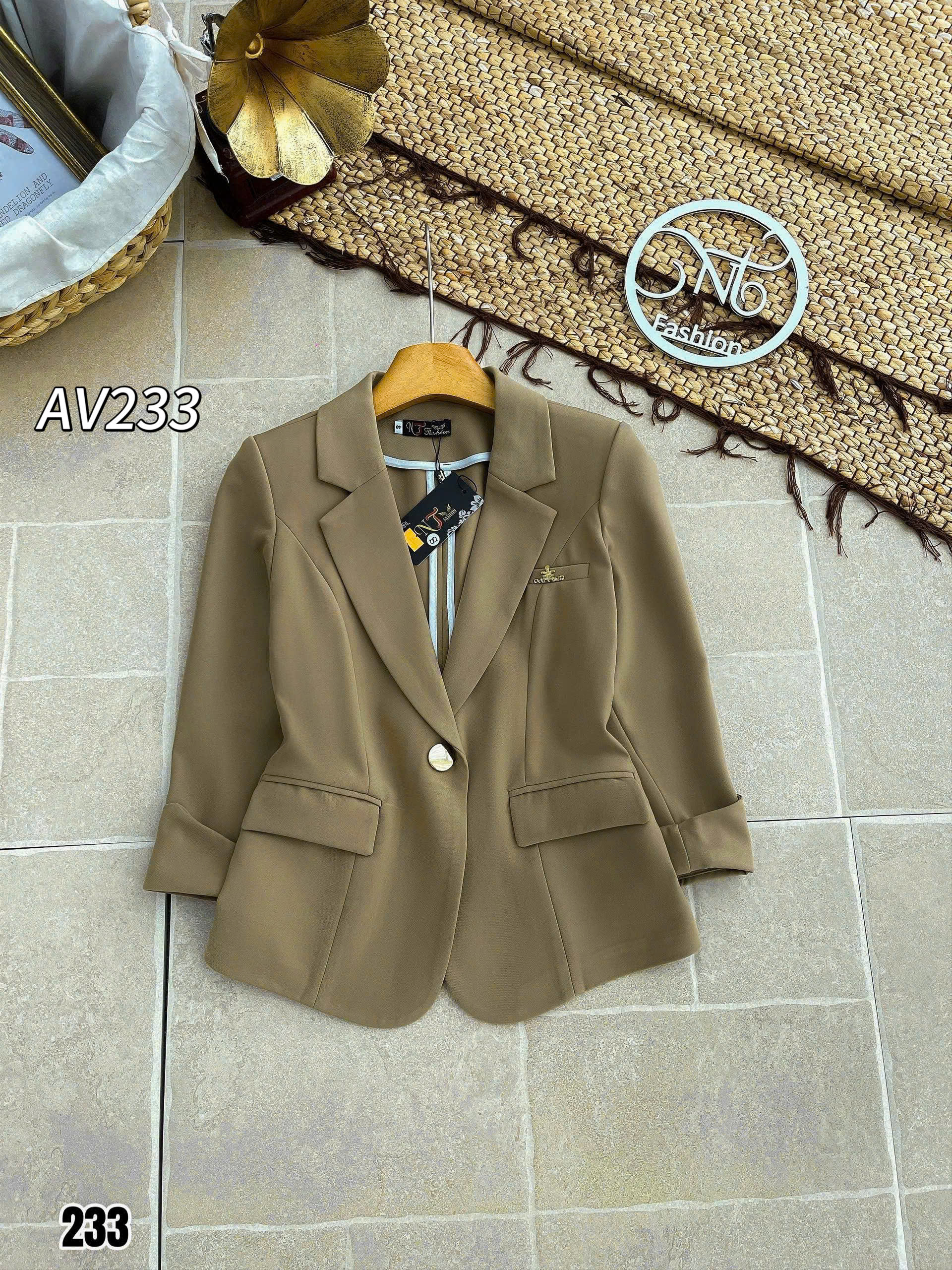 av233 áo vest 1 cúc tag ngực
