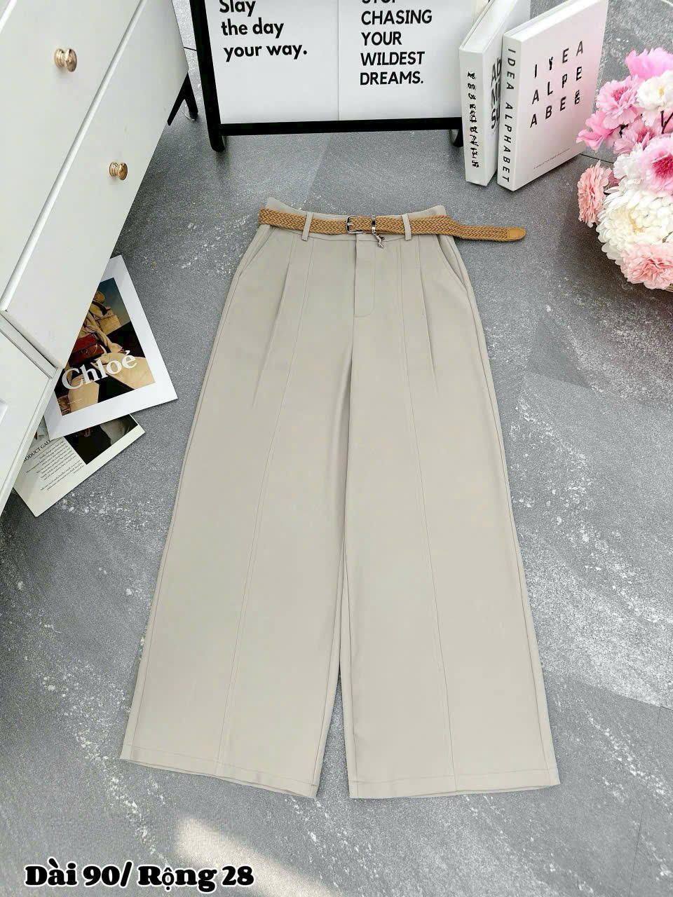 Q367 Quần xuông nấm 90cm kèm đai charm ngựa