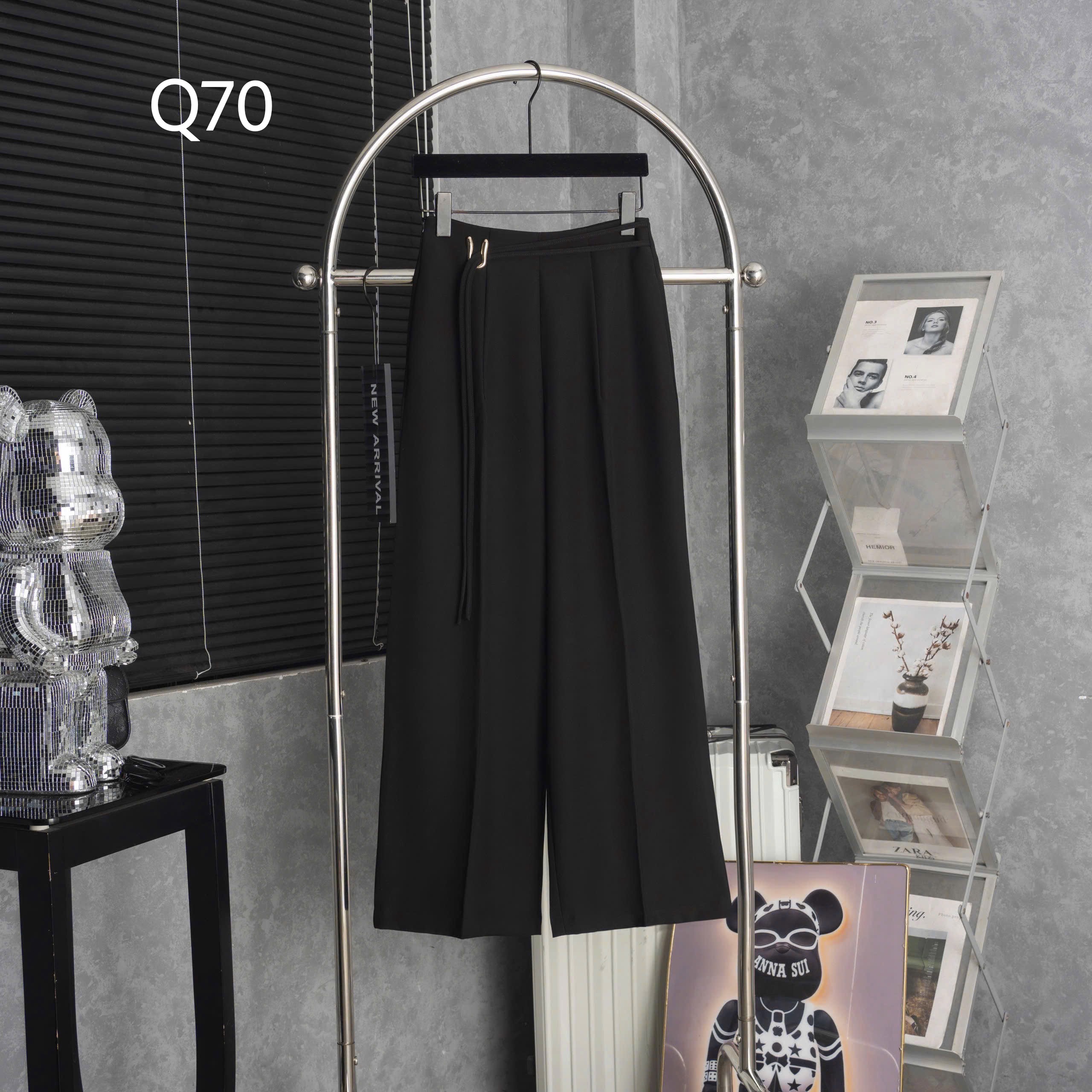 Q70 Quần xuông dây lệch