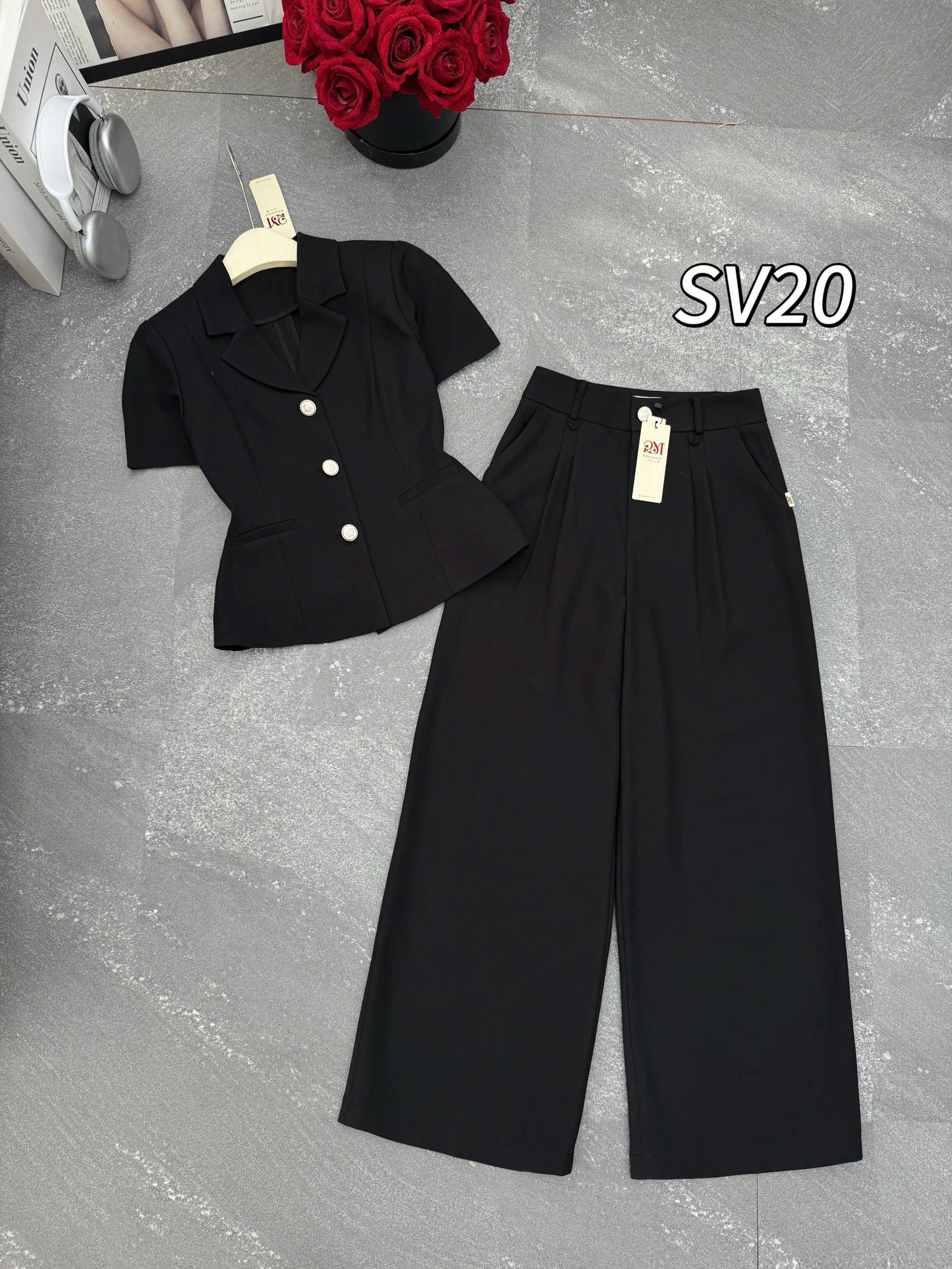 SV20 set cộc tay quần xuông