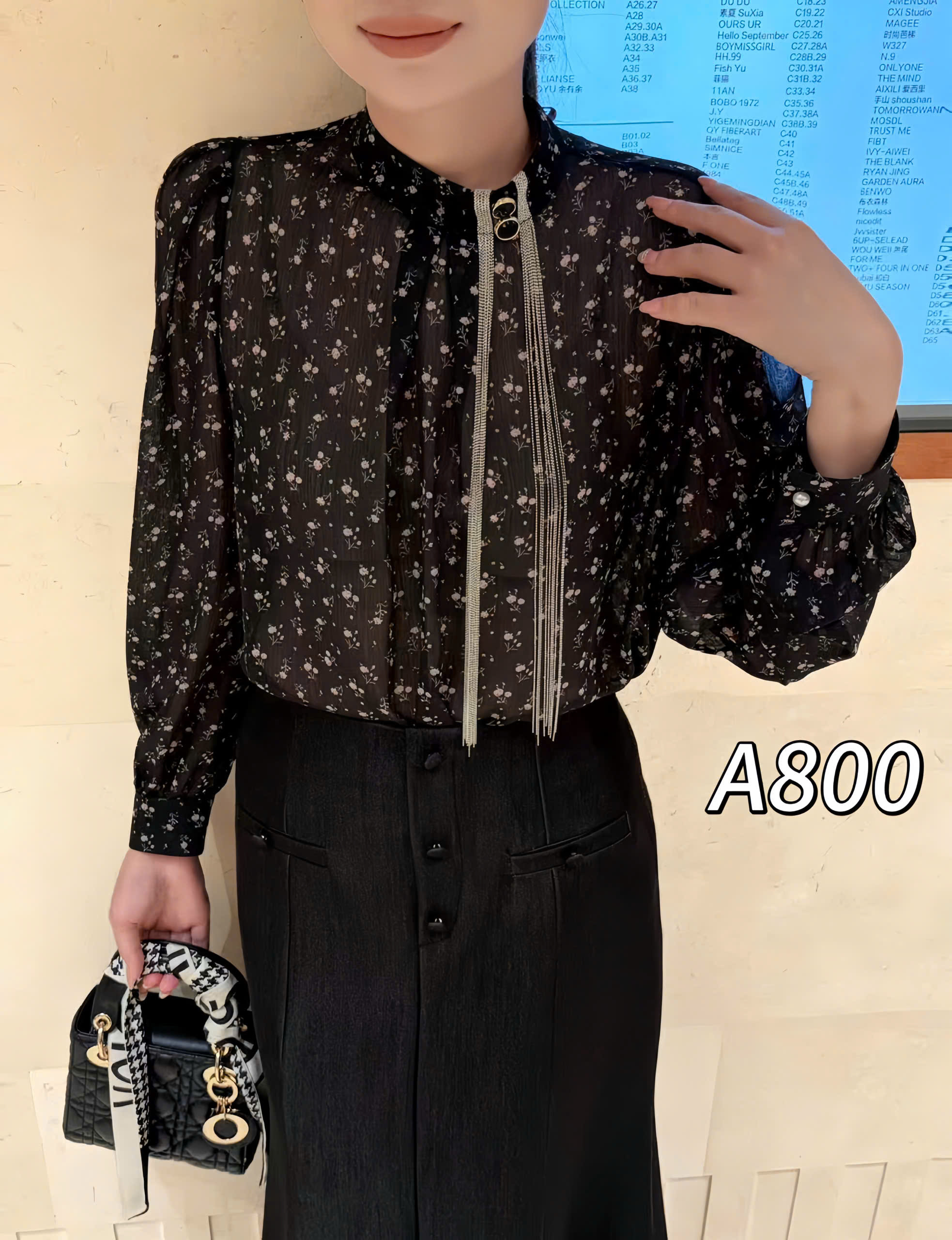 A800 áo tơ hoa nhí cổ dây đá