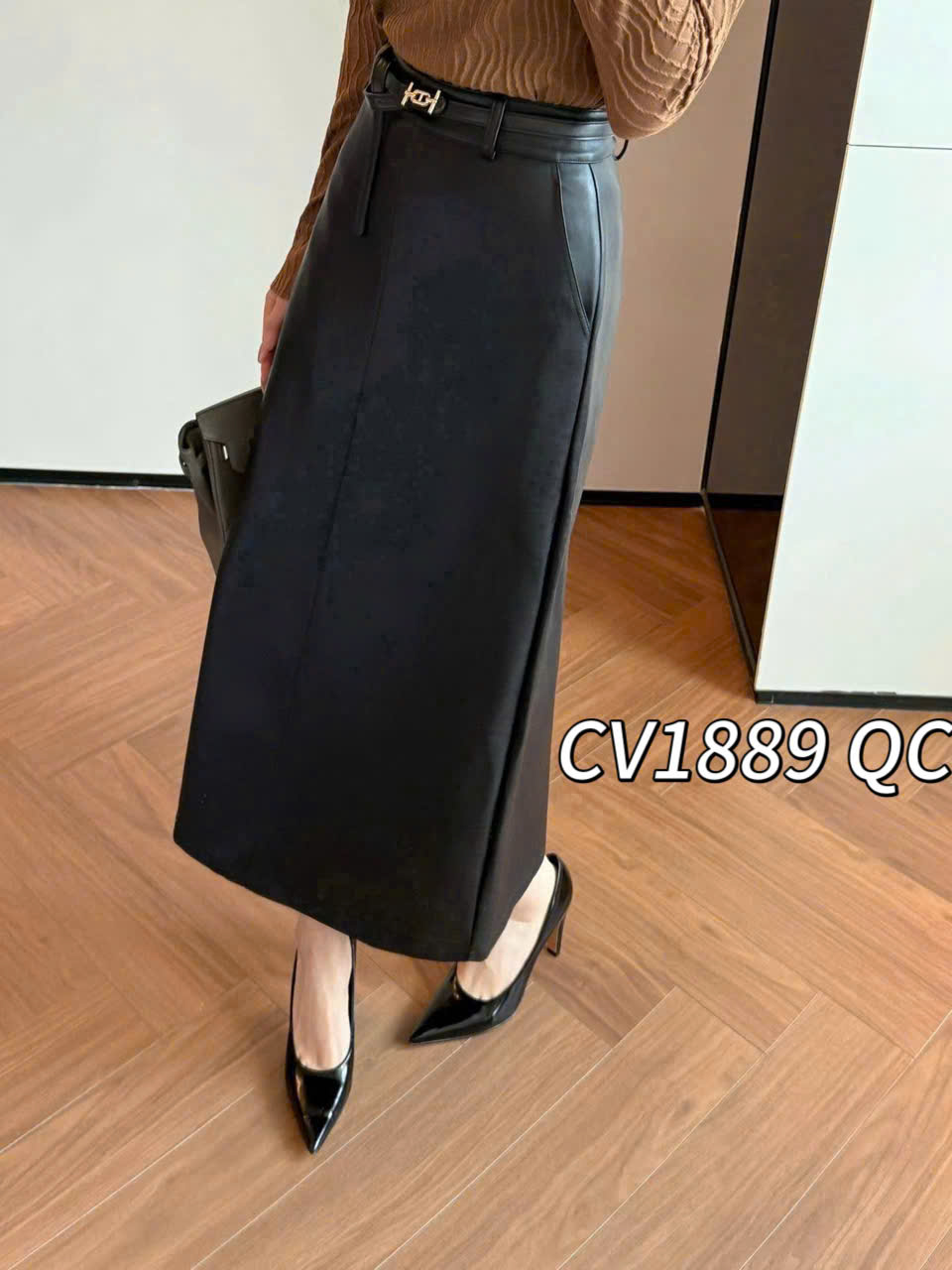 CV1889 QC Chân váy da