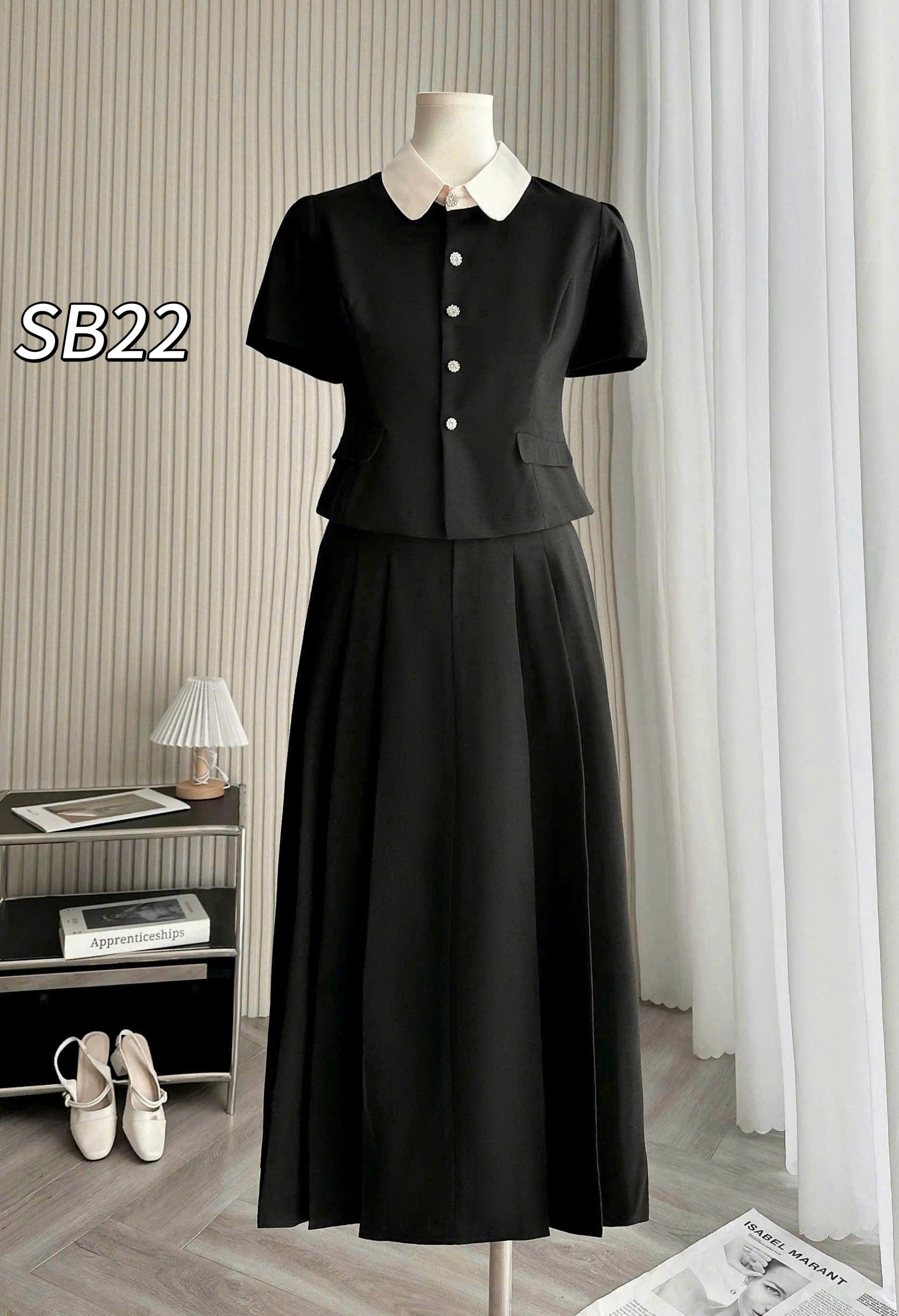 SB22 set cổ sen cv xòe