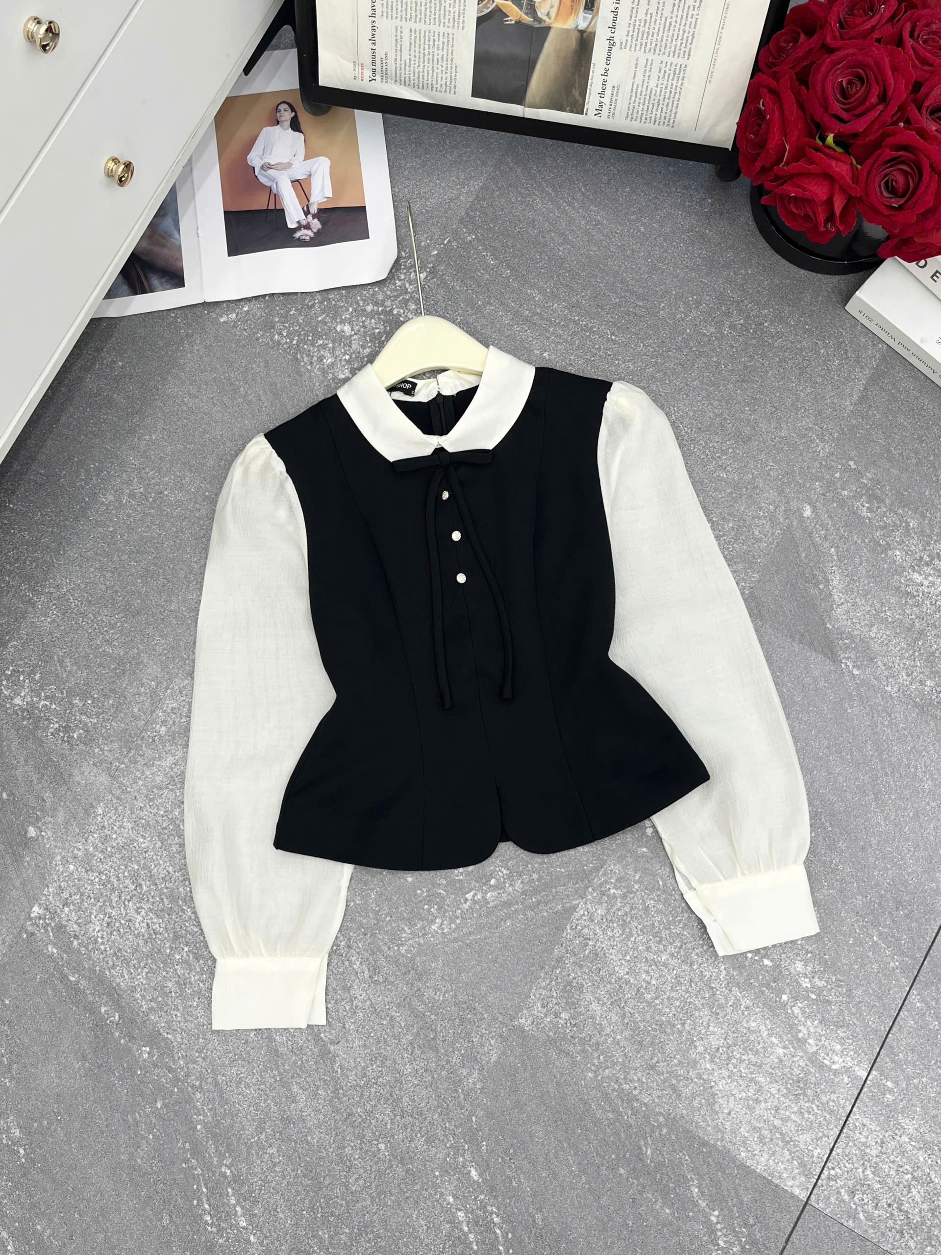 A841 Áo Peplum Cổ Nơ
