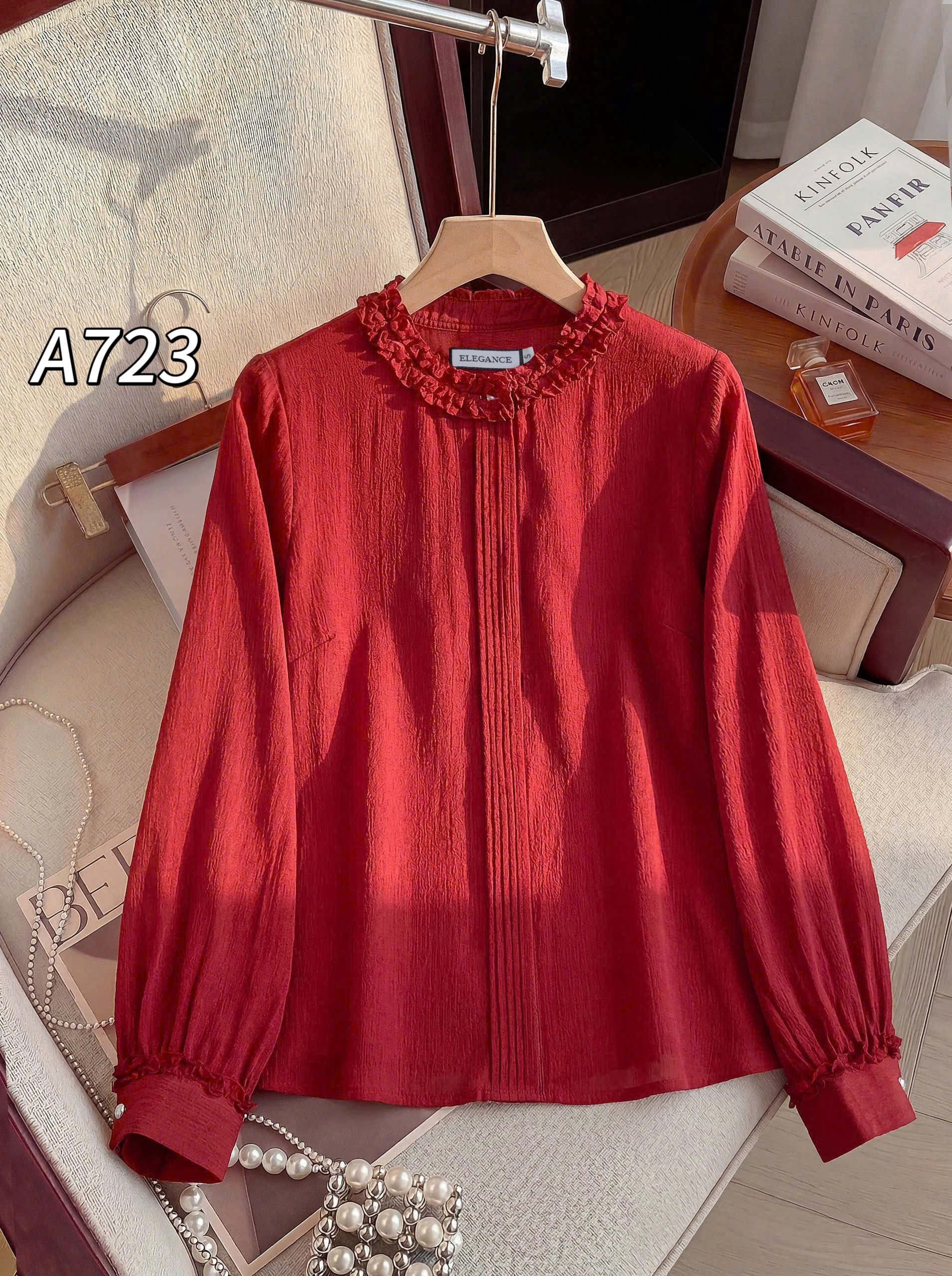 A723 áo tơ yến cổ tròn