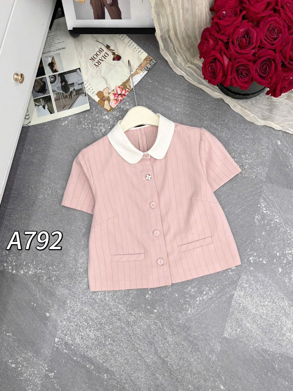 A792 áo kẻ cổ sen