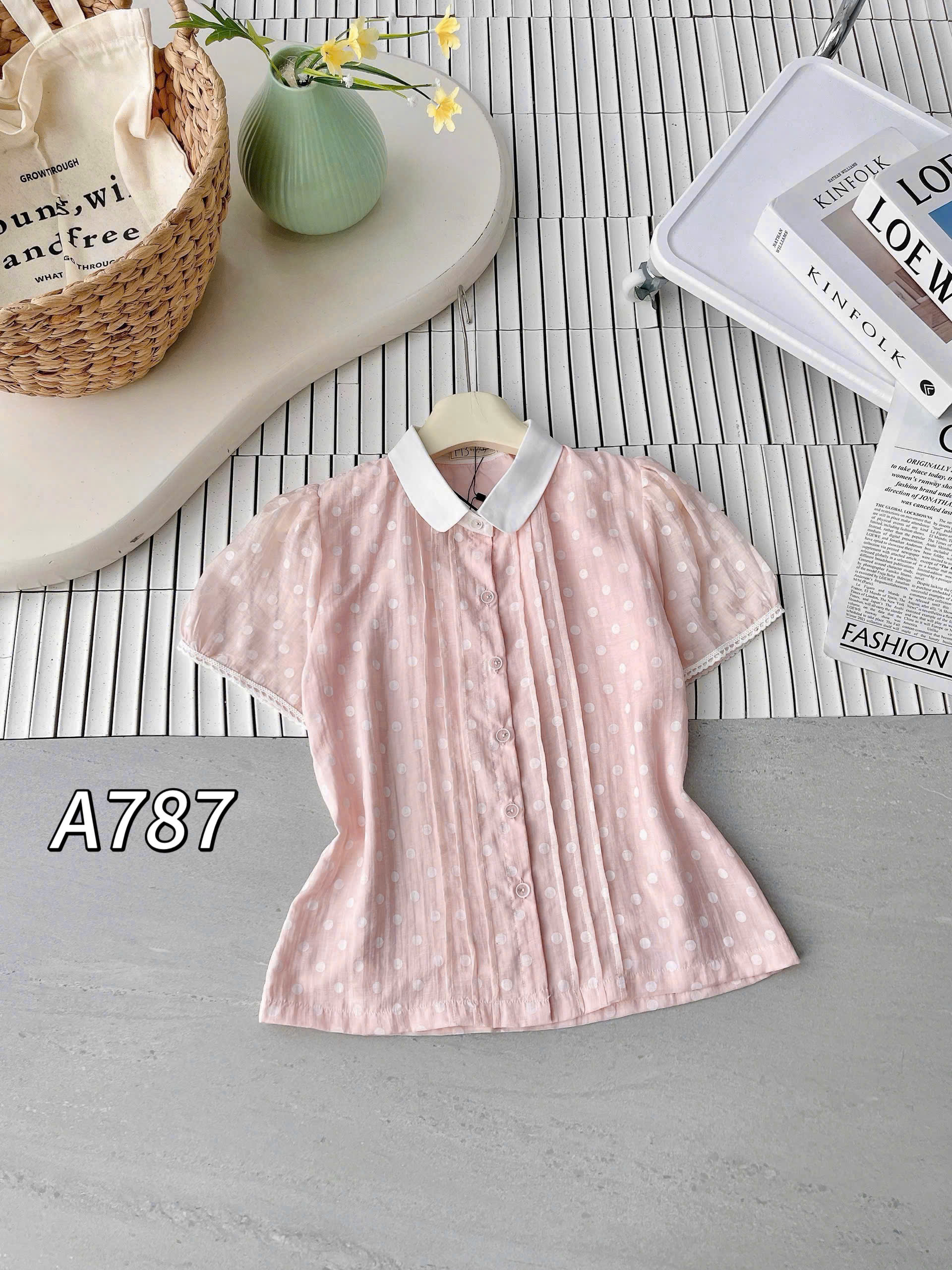 A787 áo tơ chấm bi cổ sen