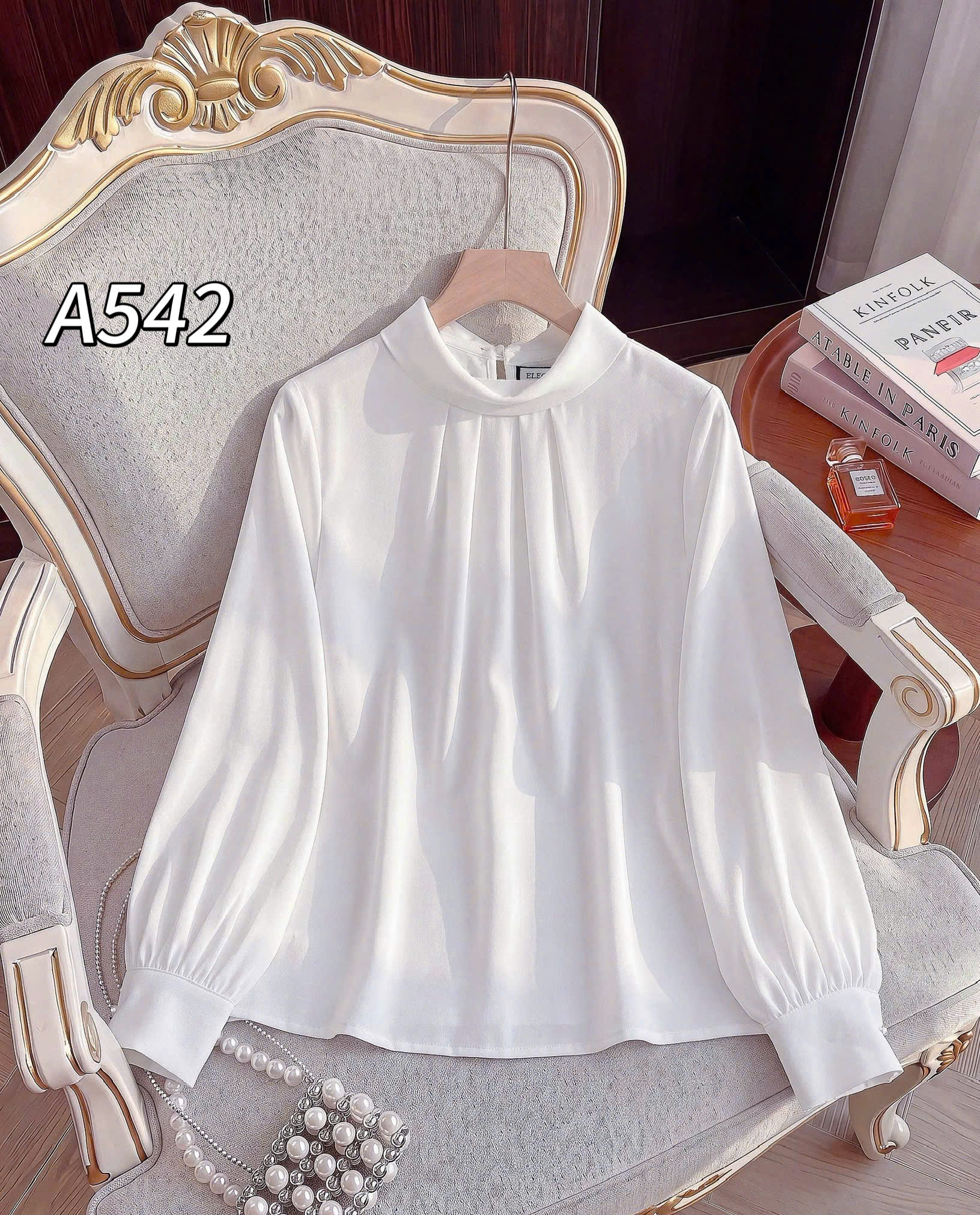 A542 áo lụa cổ tròn gấp