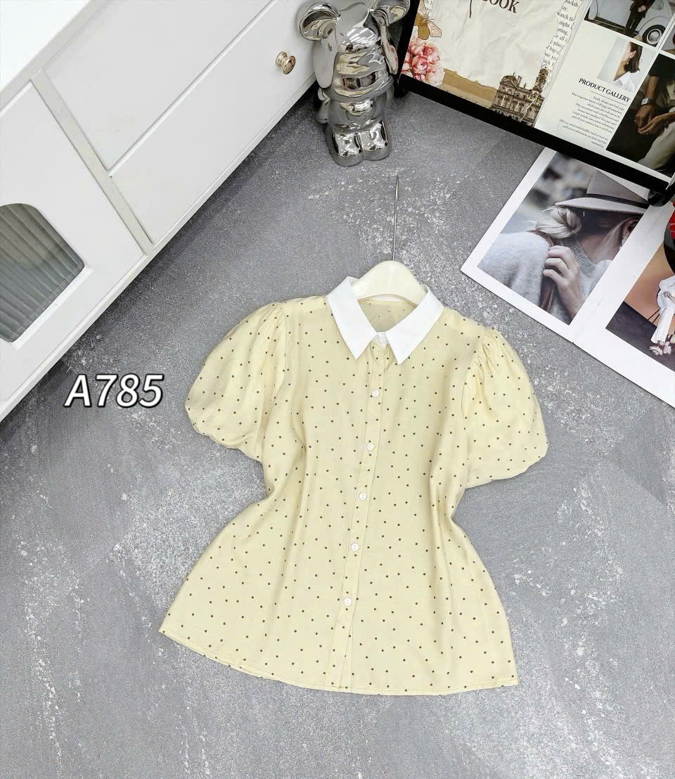 A785 áo chấm bi cổ trắng