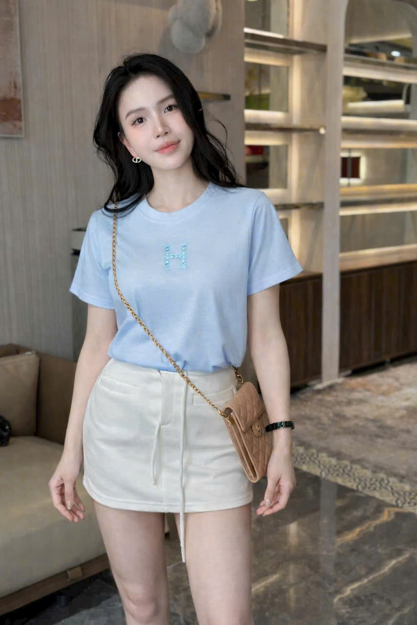 AP51 Áo phông chữ H