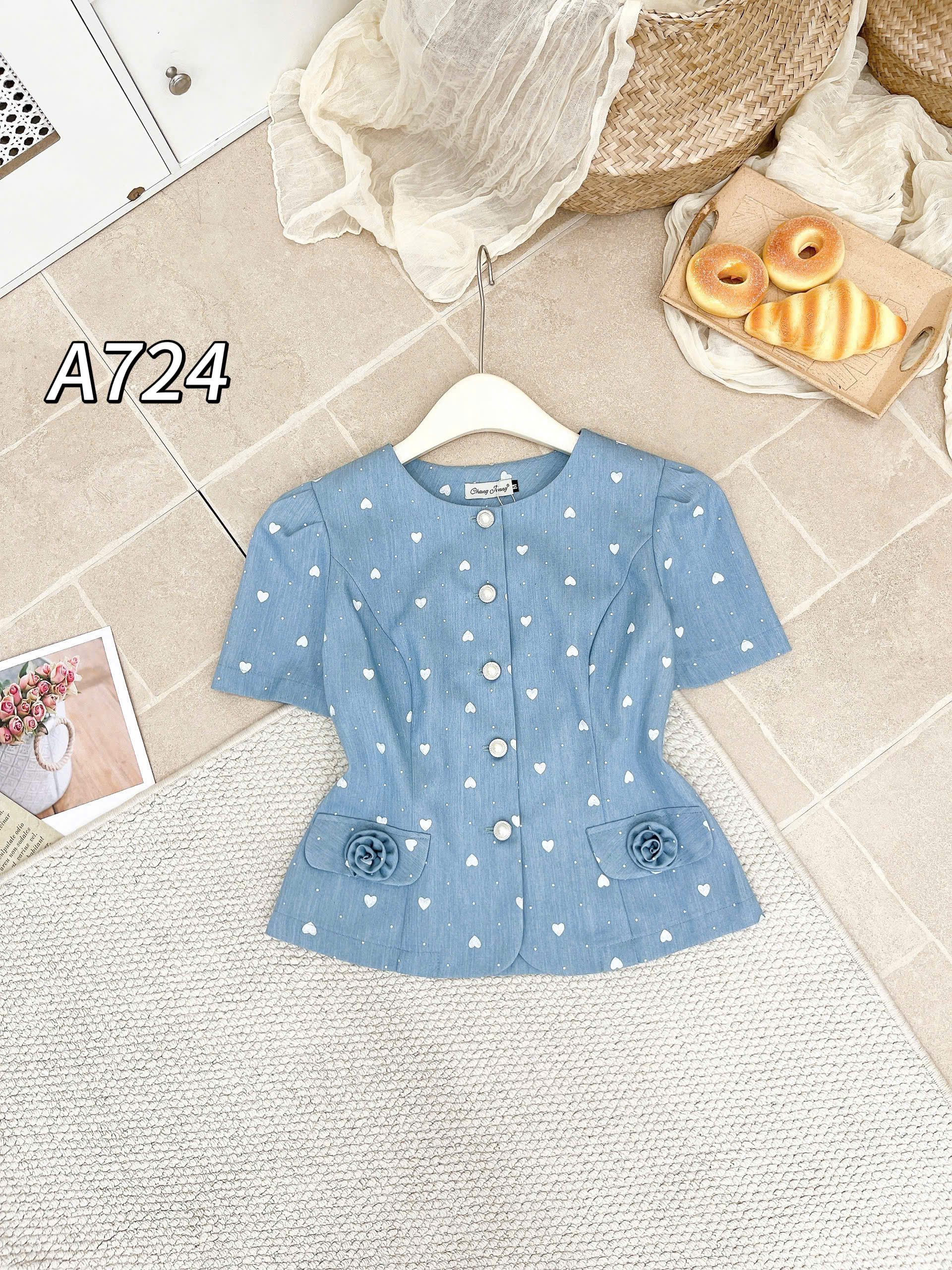 A724 áo kí giả trái tim